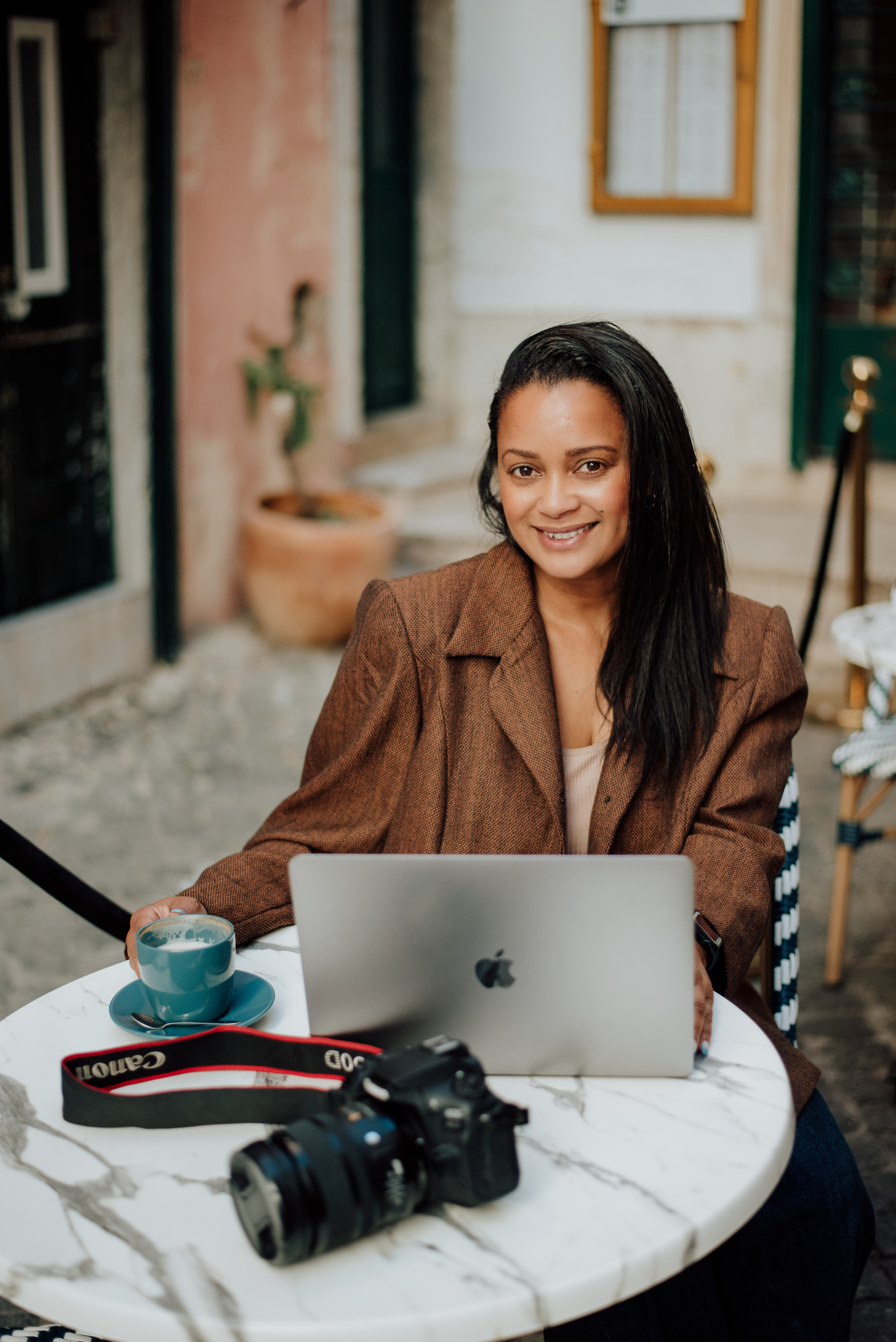 Ronise. Lifestyle, wedding and family photographer