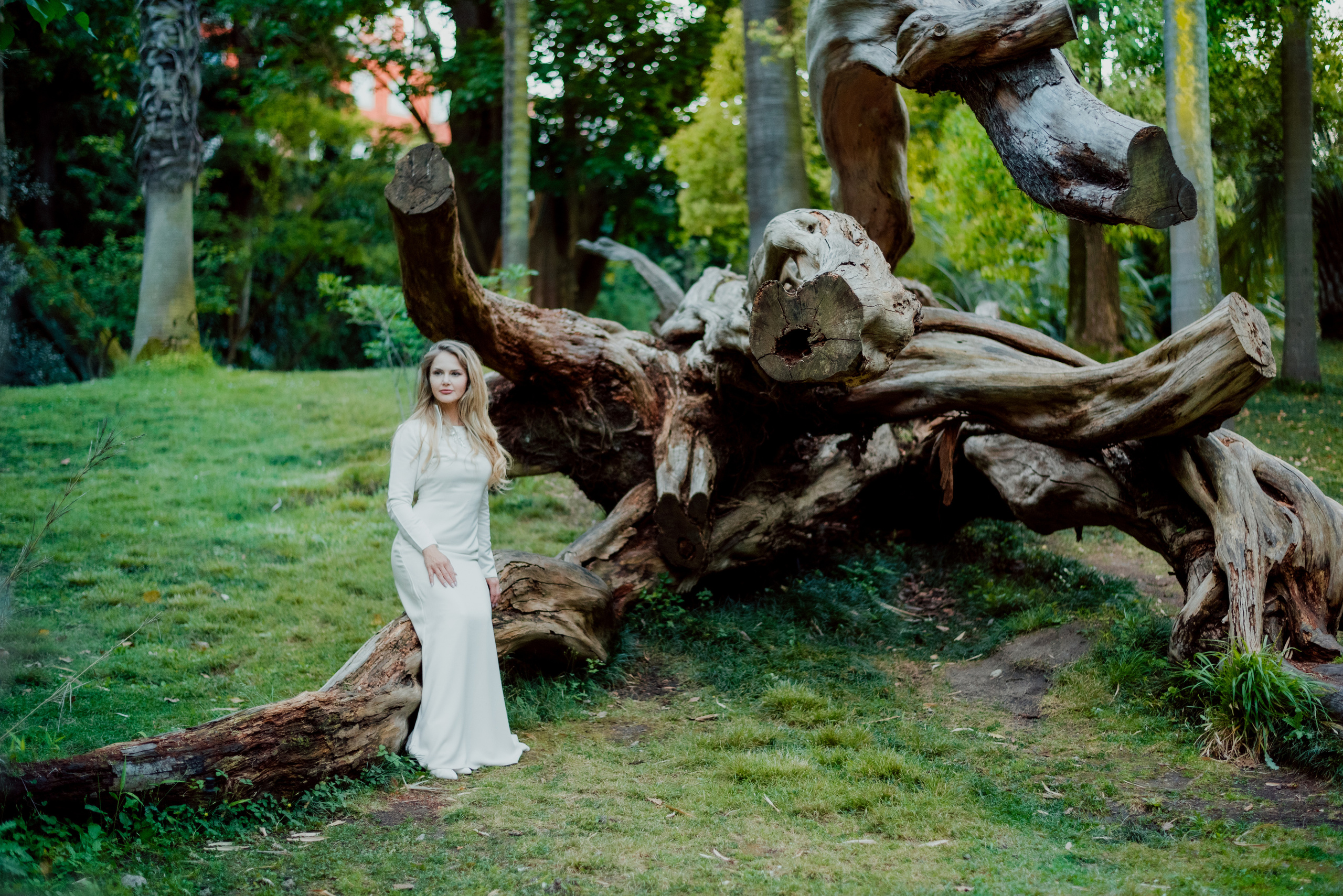 Victoria. Lifestyle, wedding and family photographer