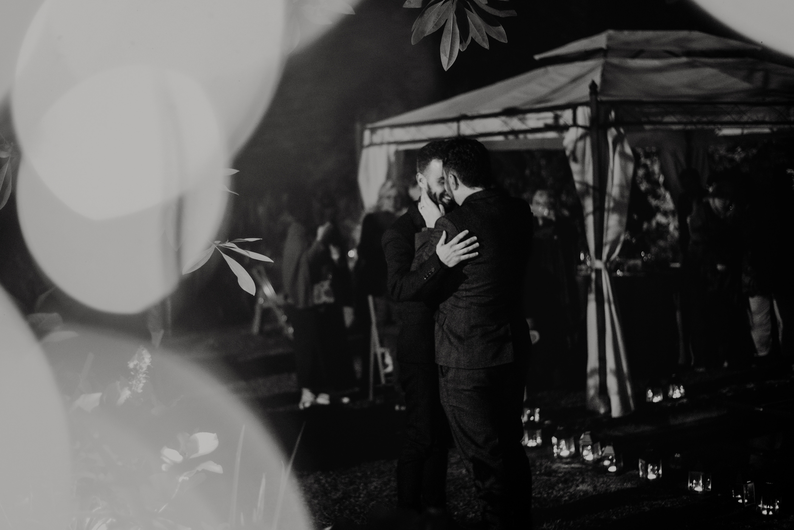 Garret + Filipe. Lifestyle, wedding and family photographer