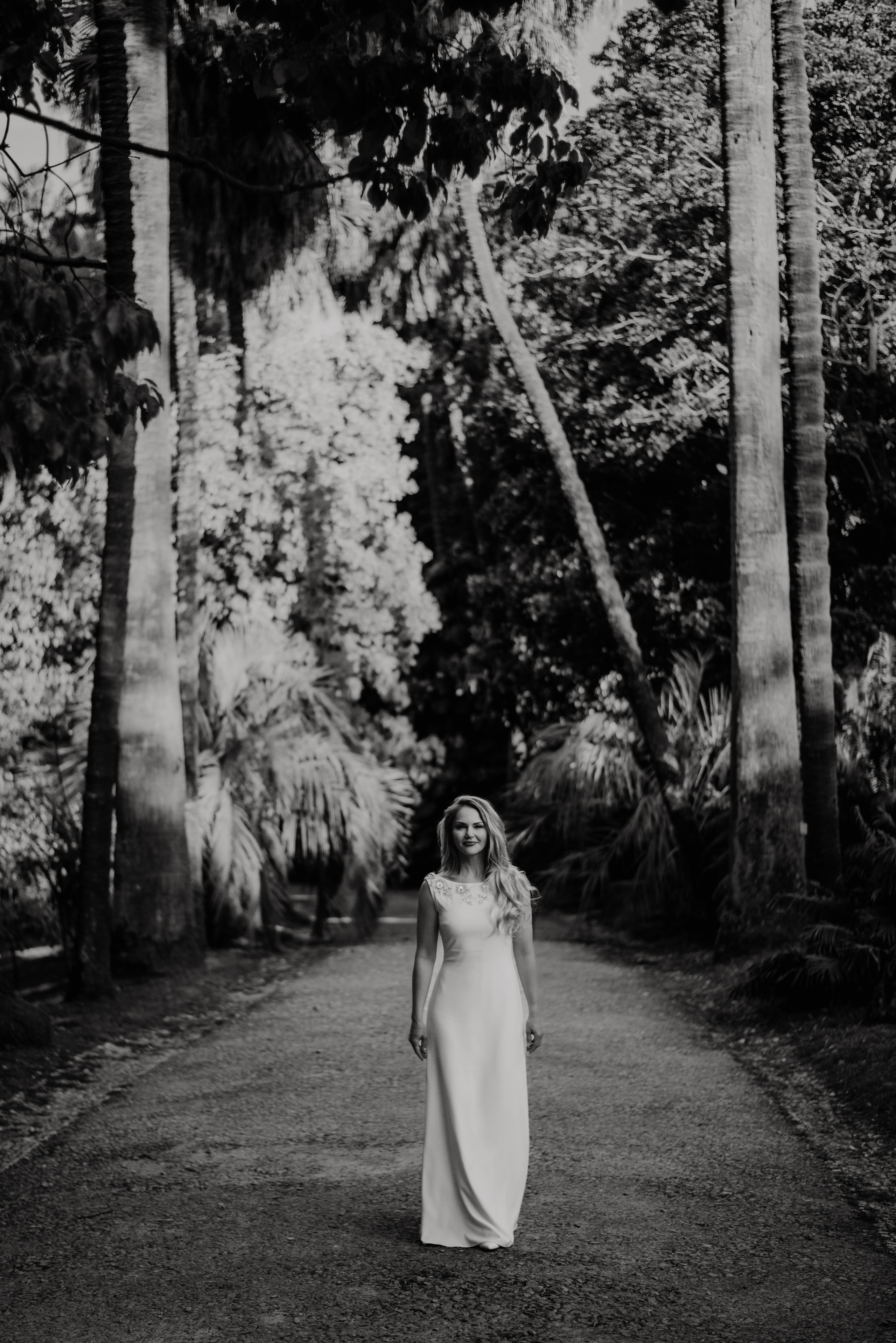 Victoria. Lifestyle, wedding and family photographer