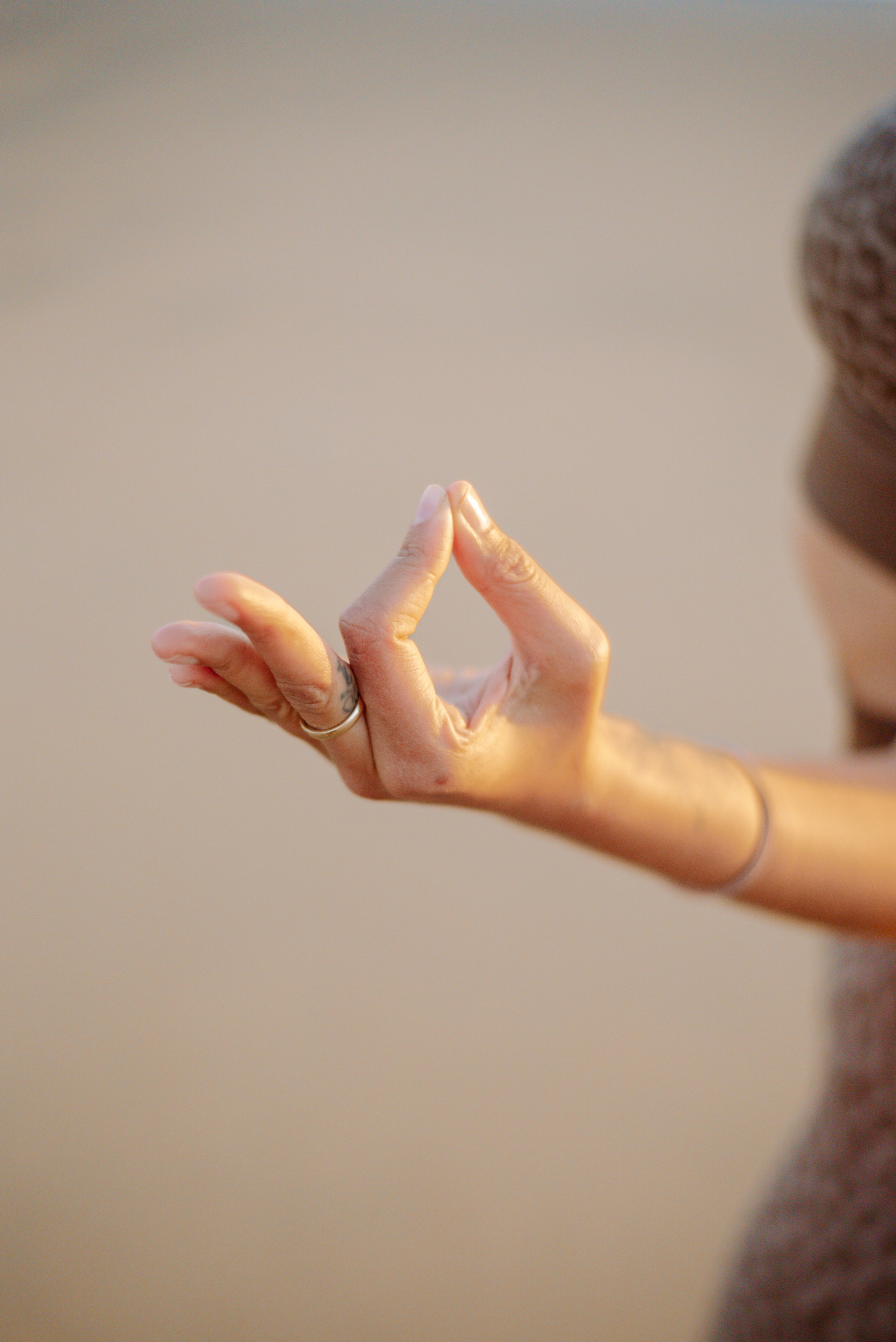 Lucy. Lifestyle, wedding and family photographer