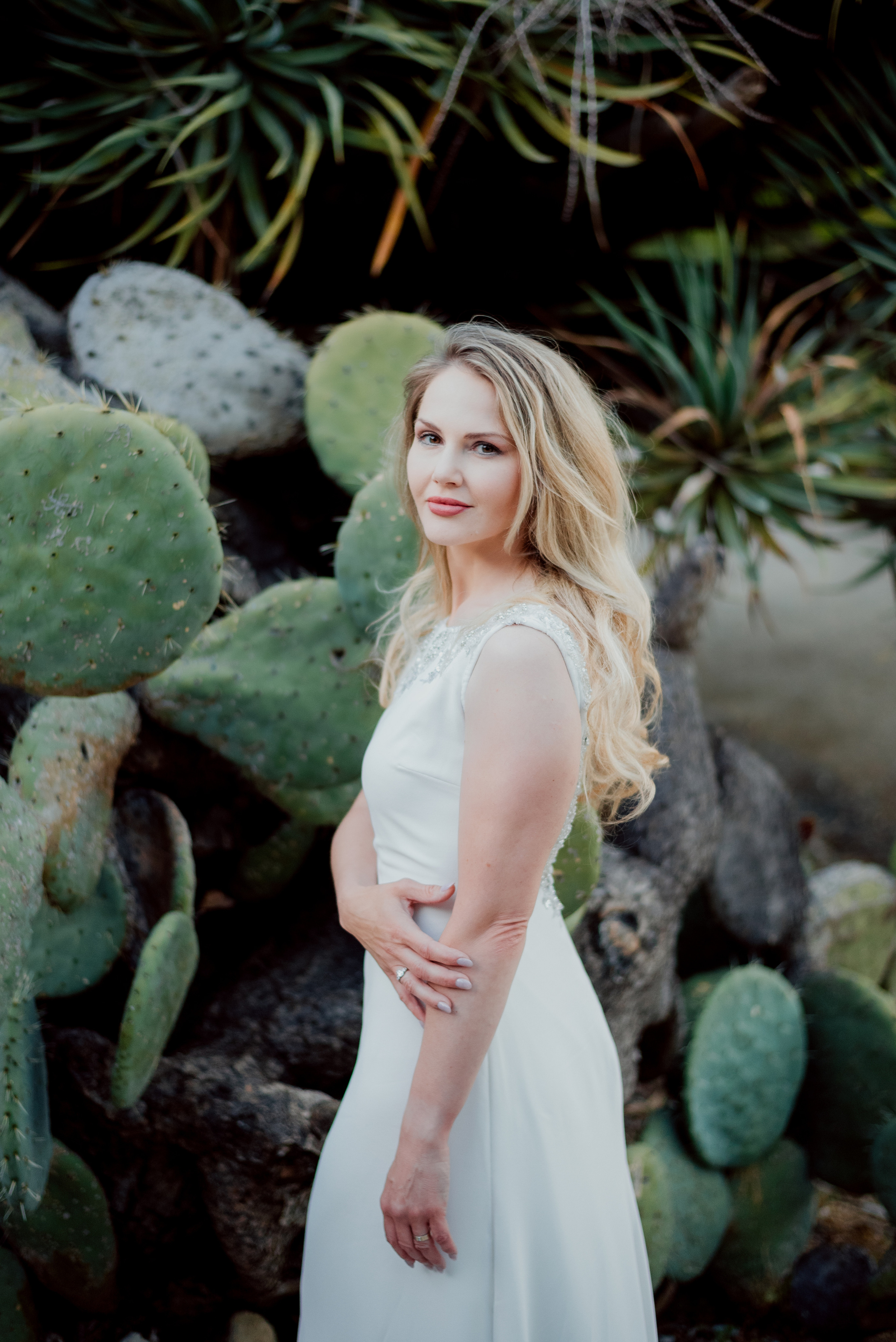 Victoria. Lifestyle, wedding and family photographer