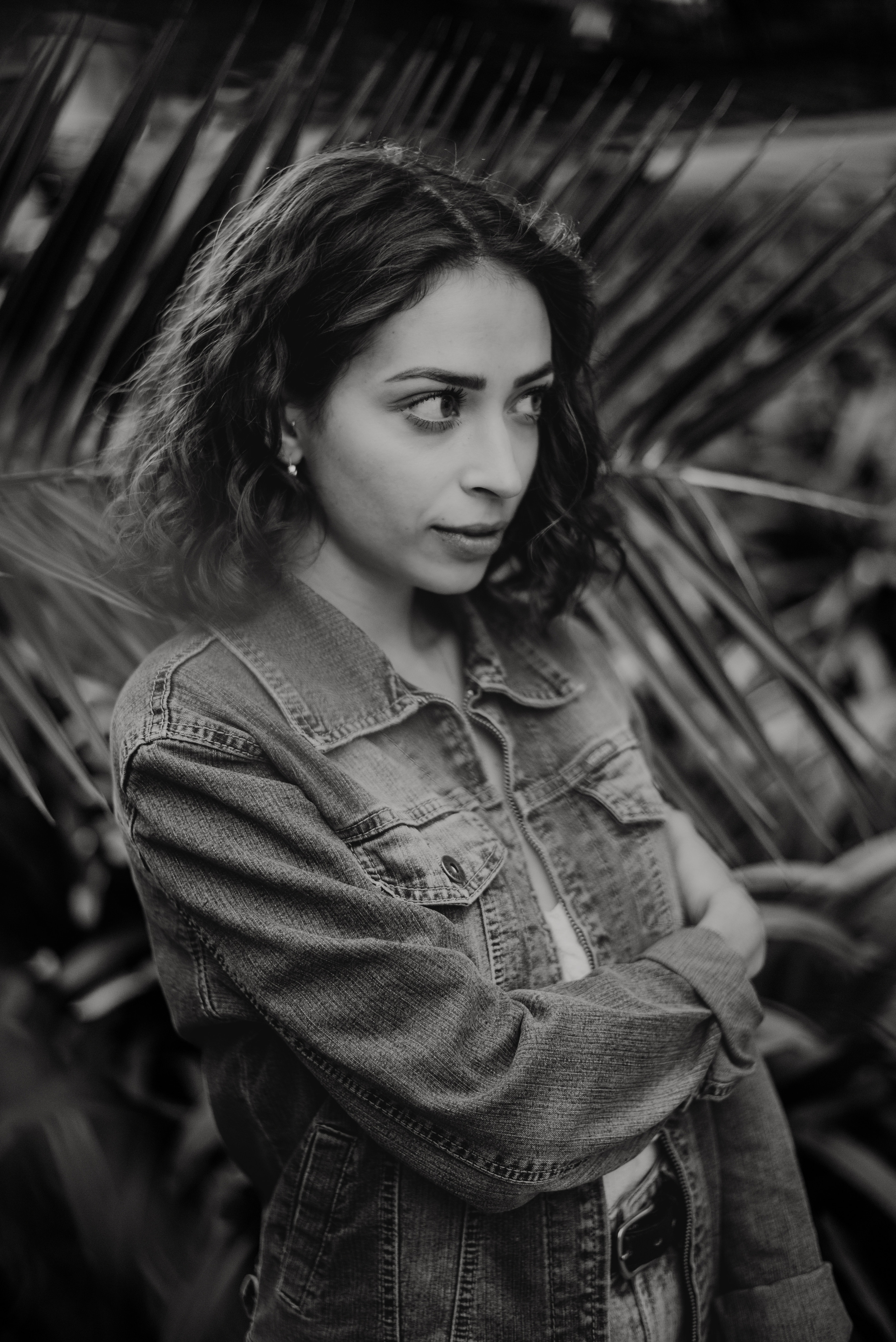 Sara. Lifestyle, wedding and family photographer