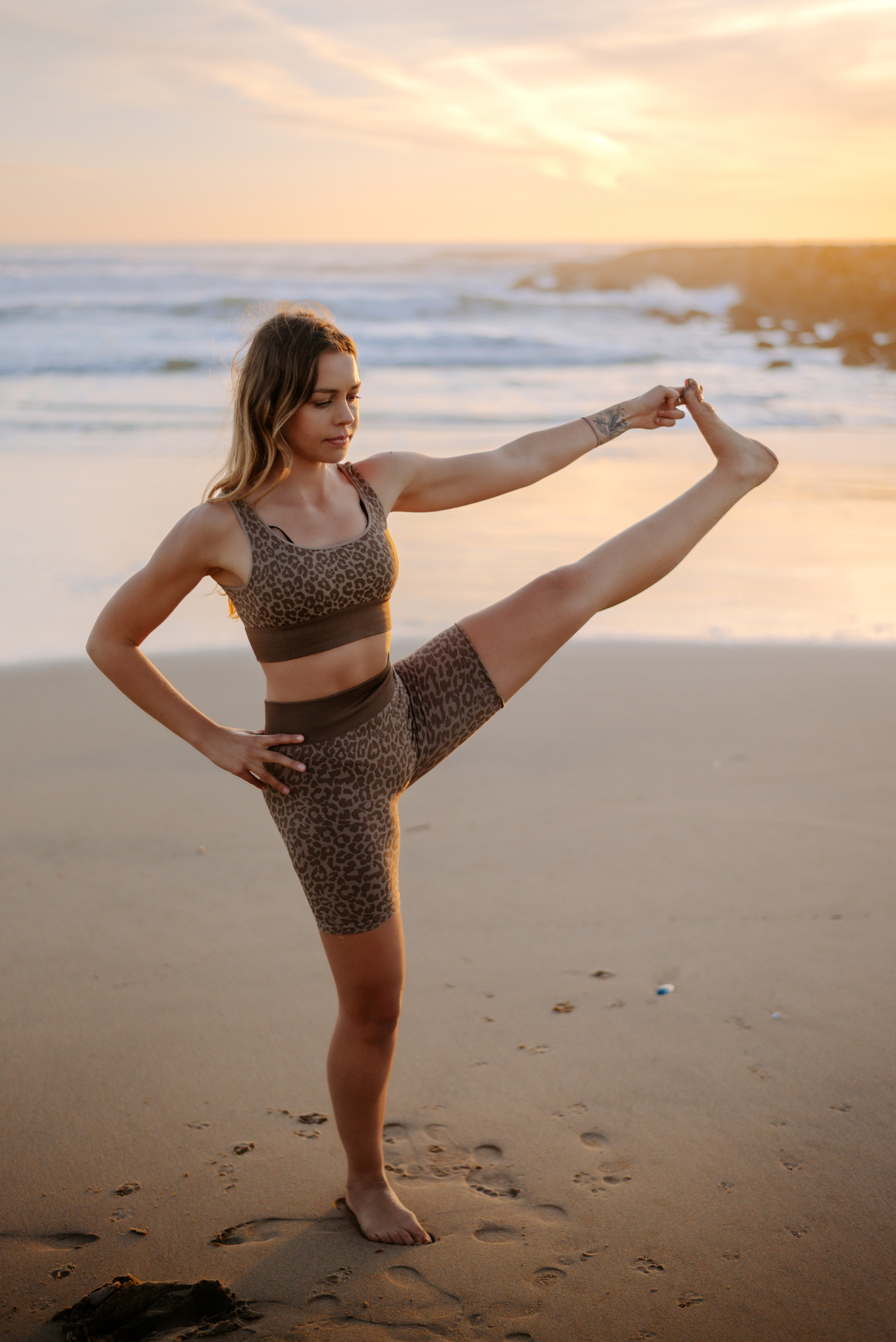 Lucy. Lifestyle, wedding and family photographer