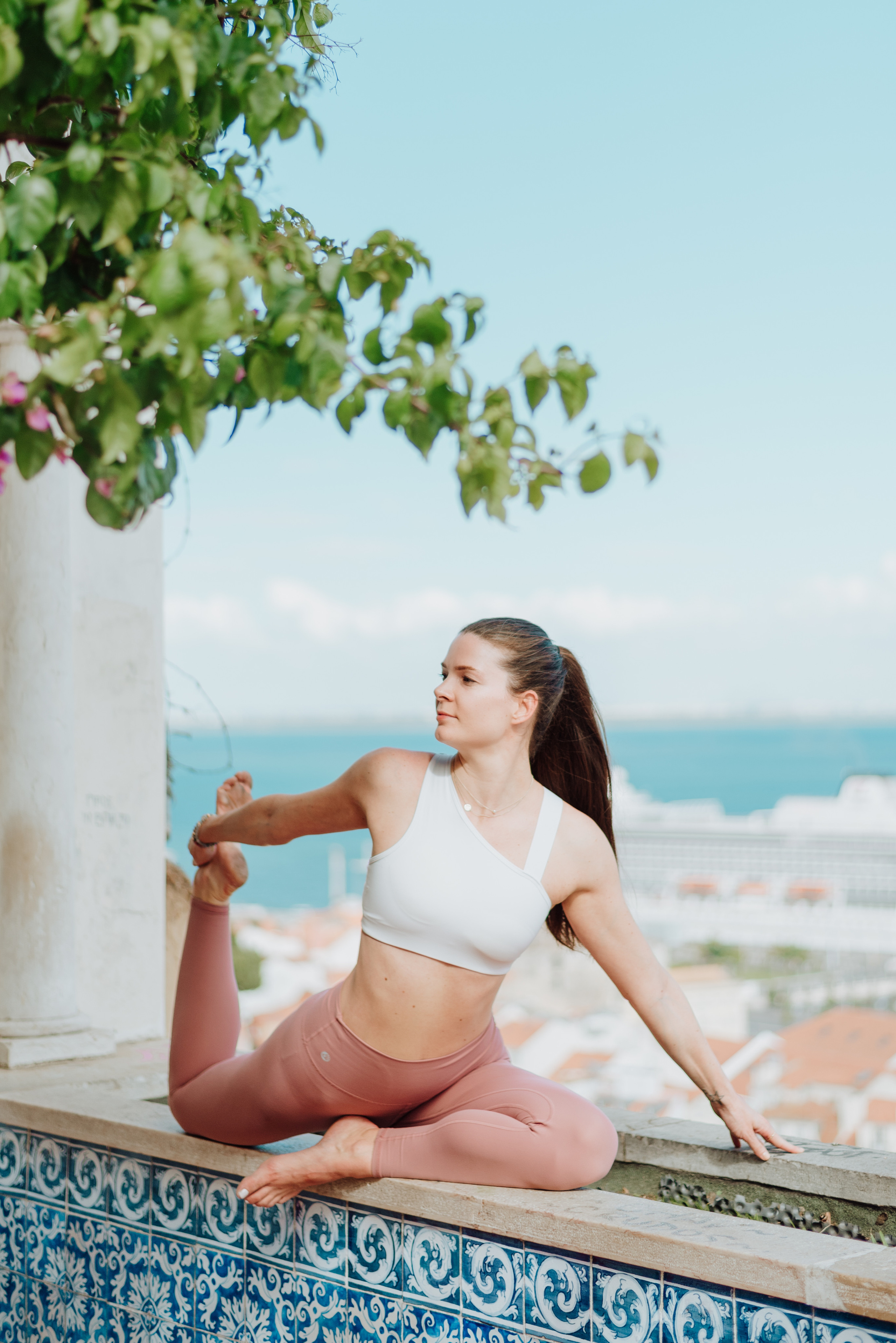 Šárka. Lifestyle, wedding and family photographer