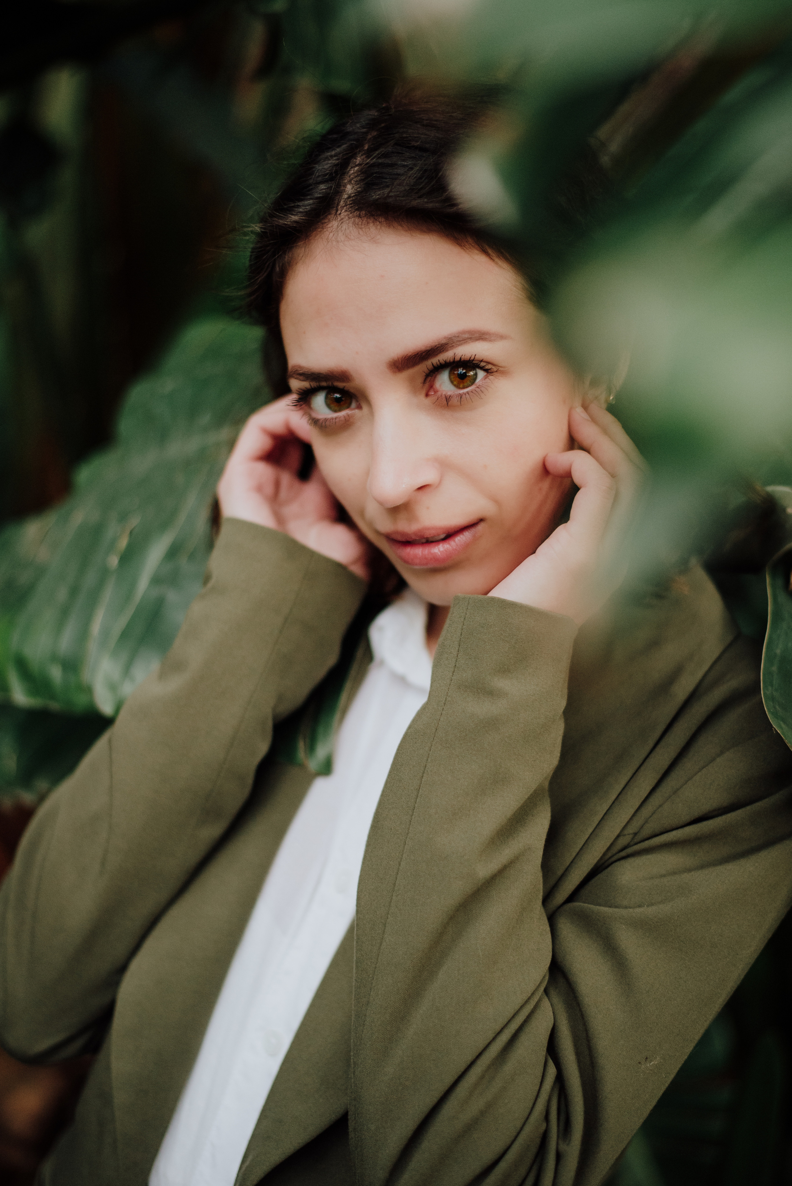 Sara. Lifestyle, wedding and family photographer