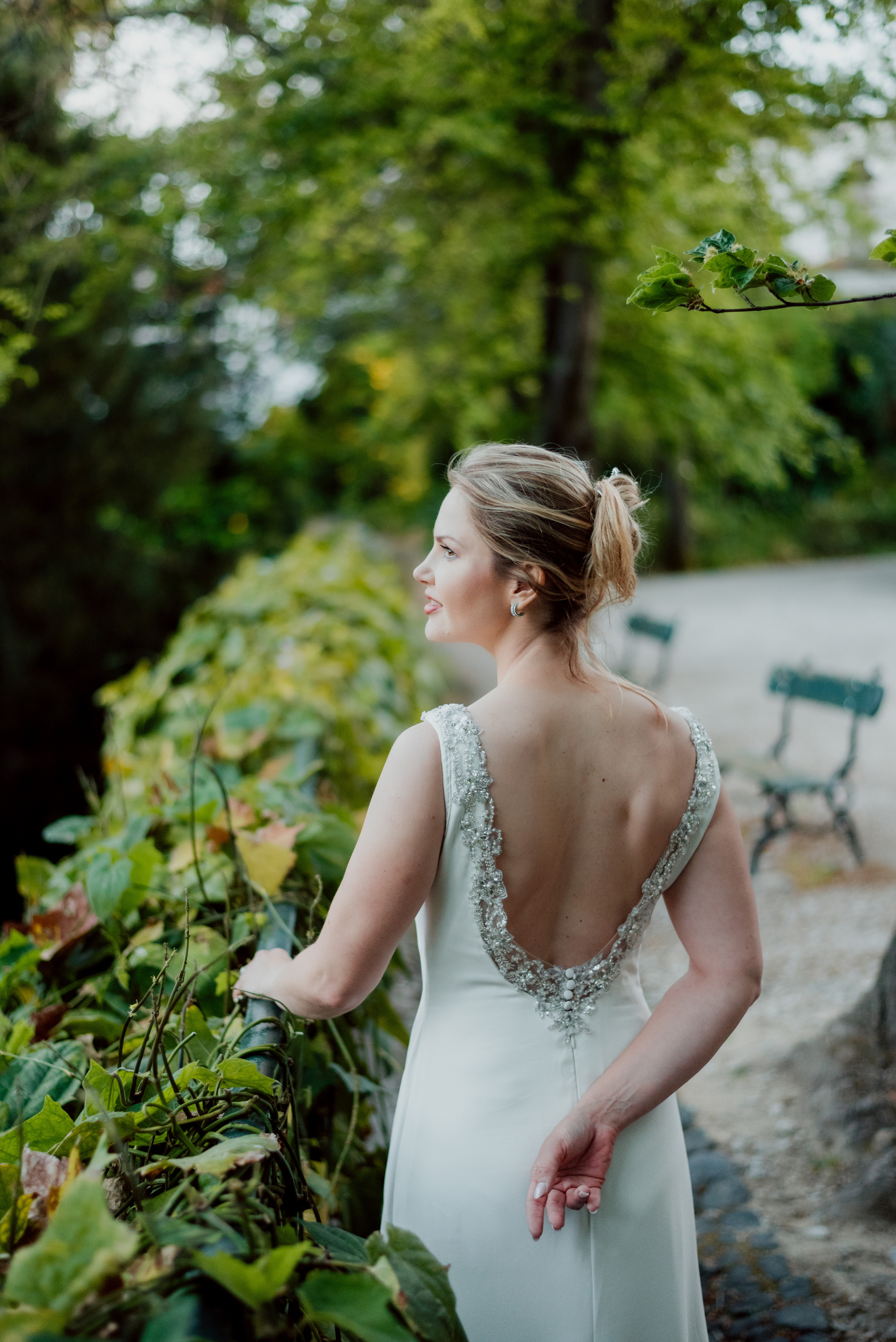 Victoria. Lifestyle, wedding and family photographer