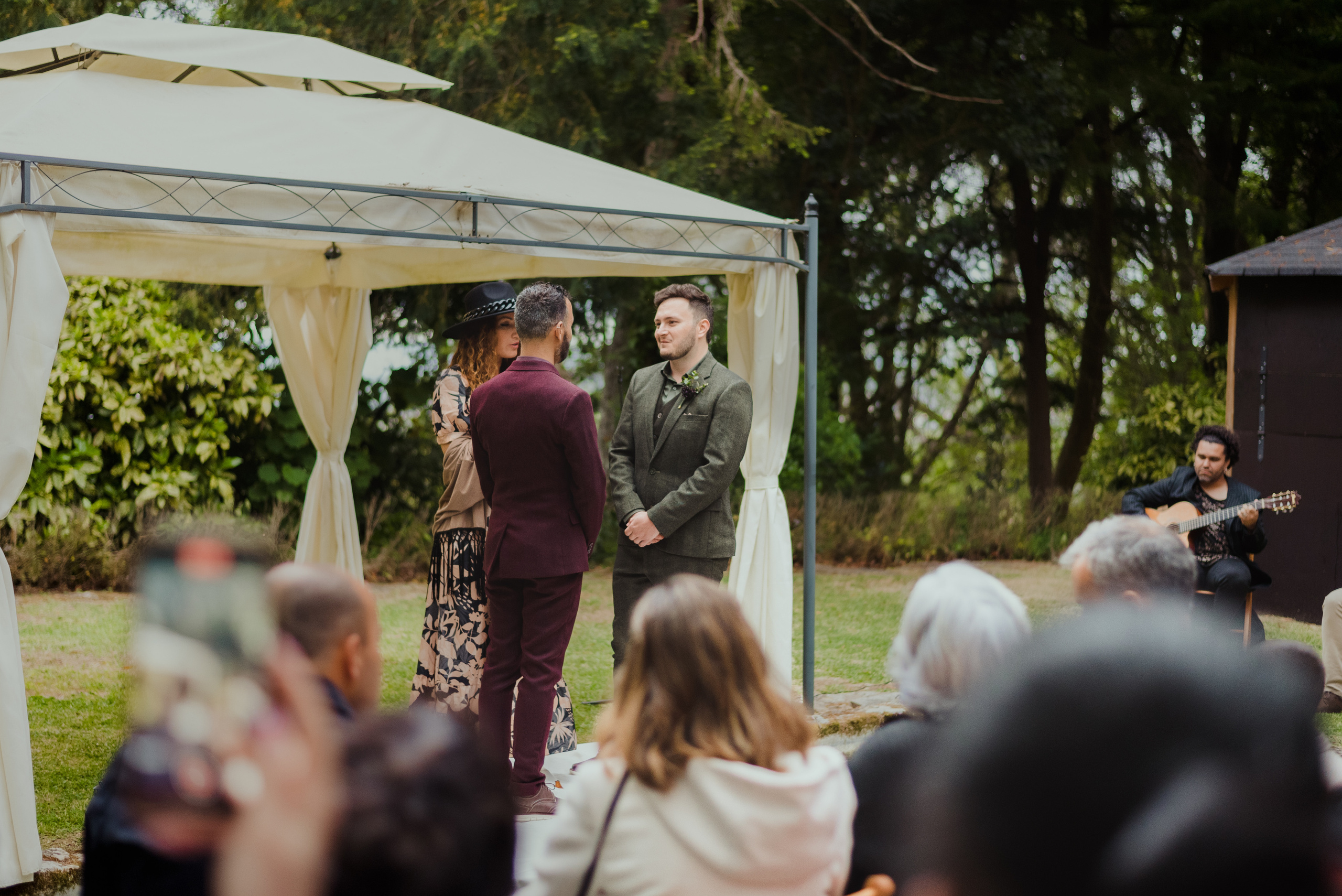 Garret + Filipe. Lifestyle, wedding and family photographer