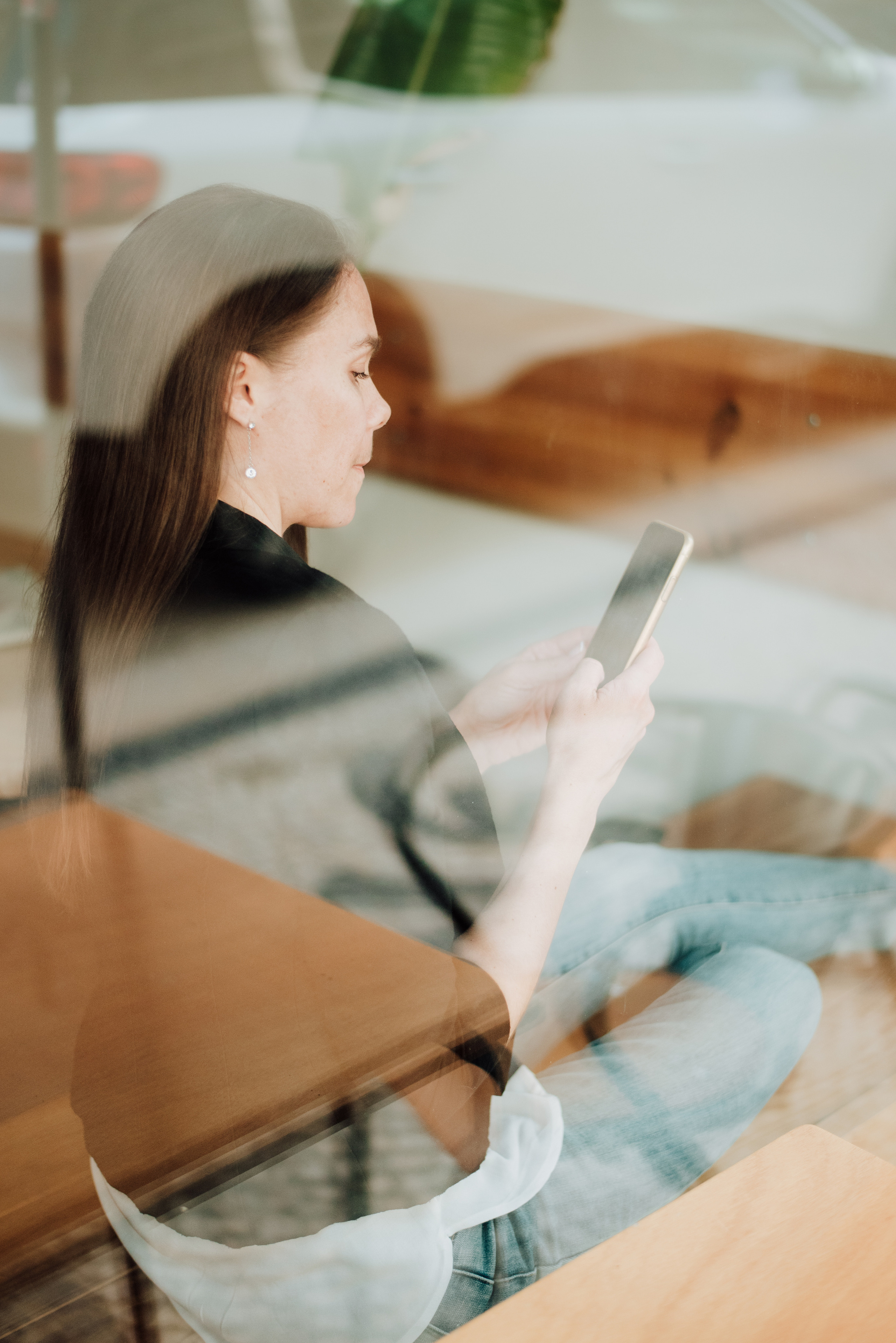 Rhiannon. Lifestyle, wedding and family photographer