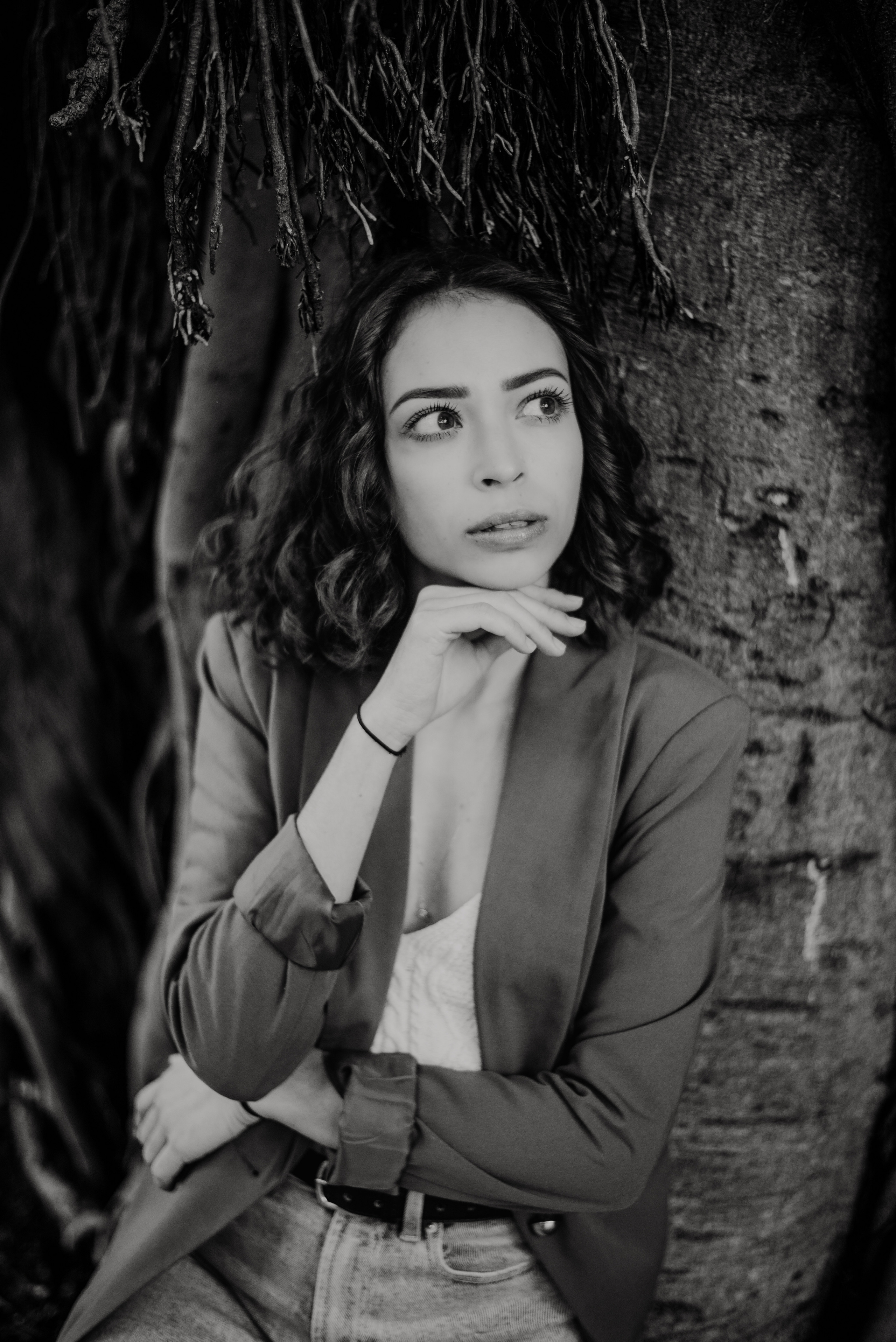 Sara. Lifestyle, wedding and family photographer