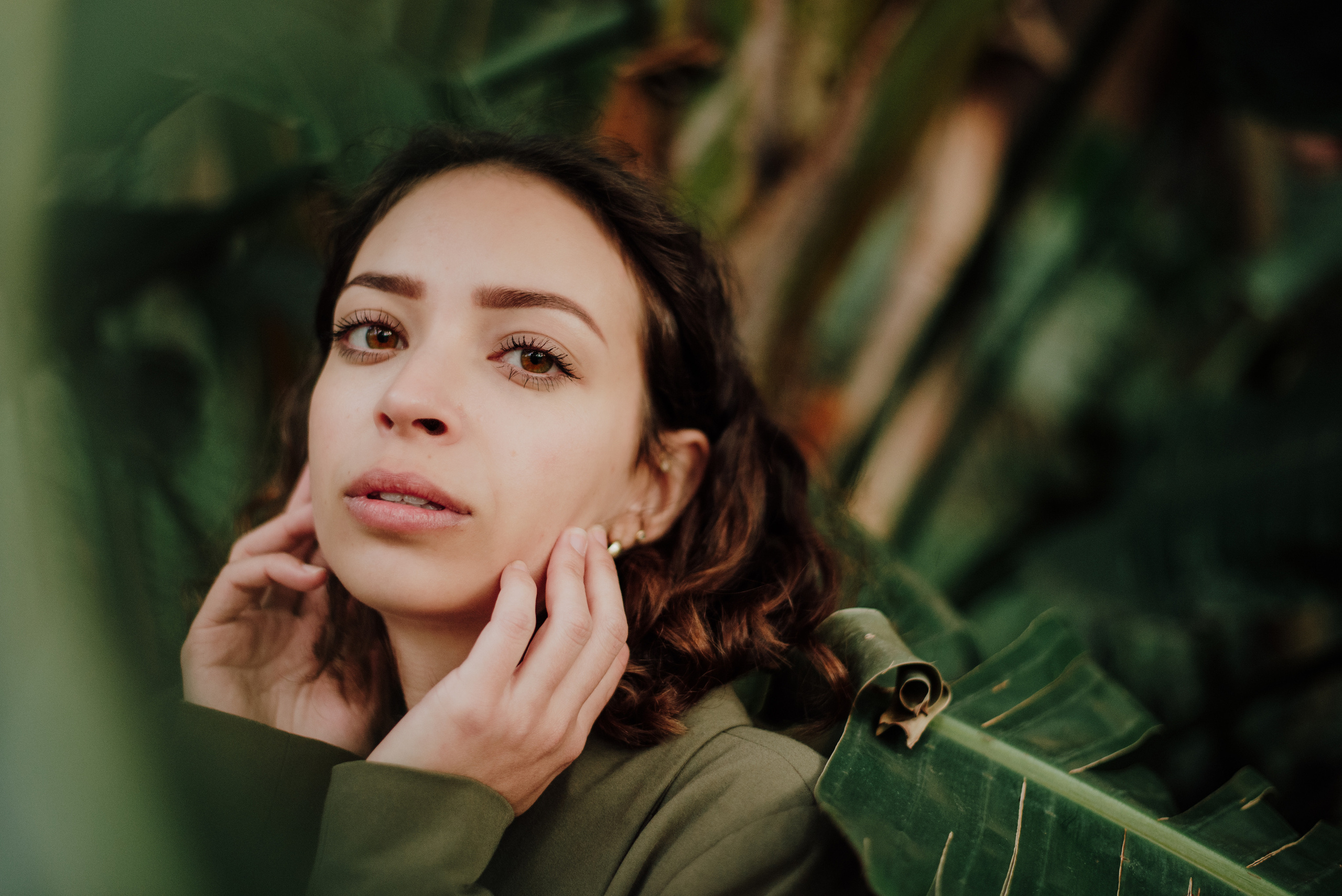 Sara. Lifestyle, wedding and family photographer