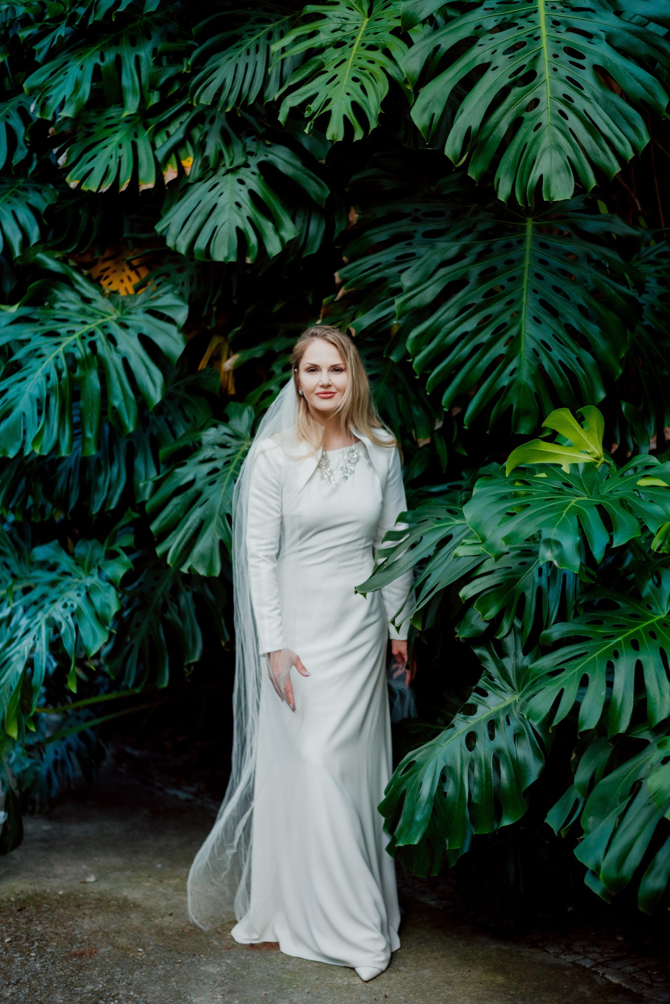 Victoria. Lifestyle, wedding and family photographer