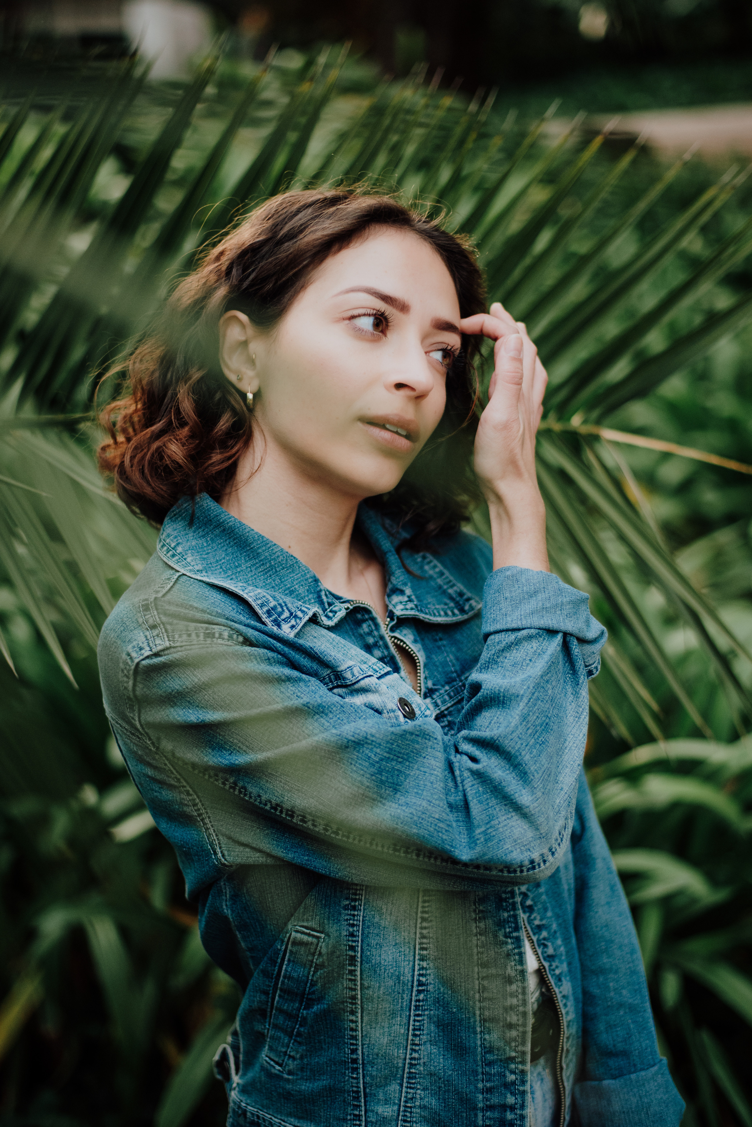 Sara. Lifestyle, wedding and family photographer