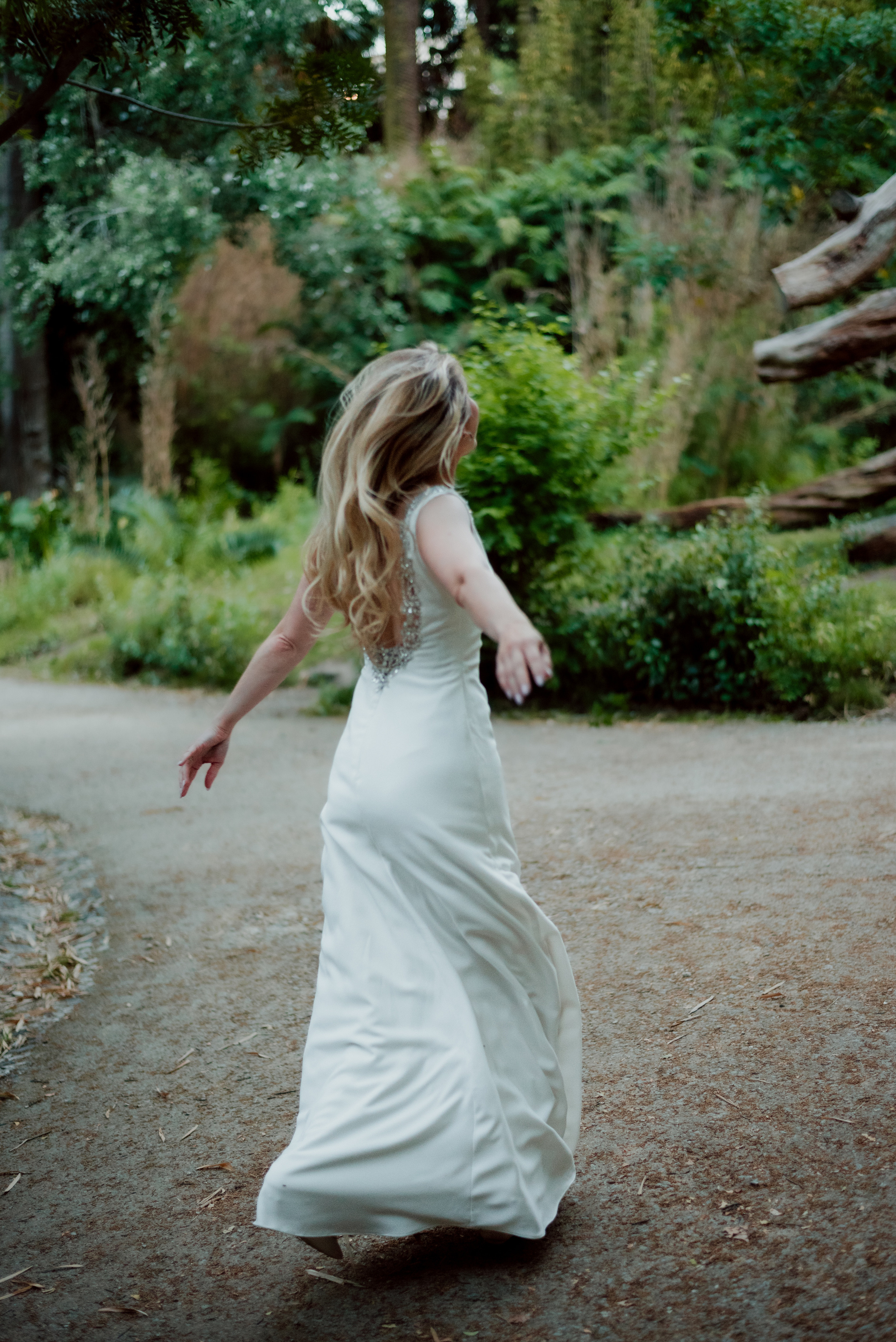 Victoria. Lifestyle, wedding and family photographer