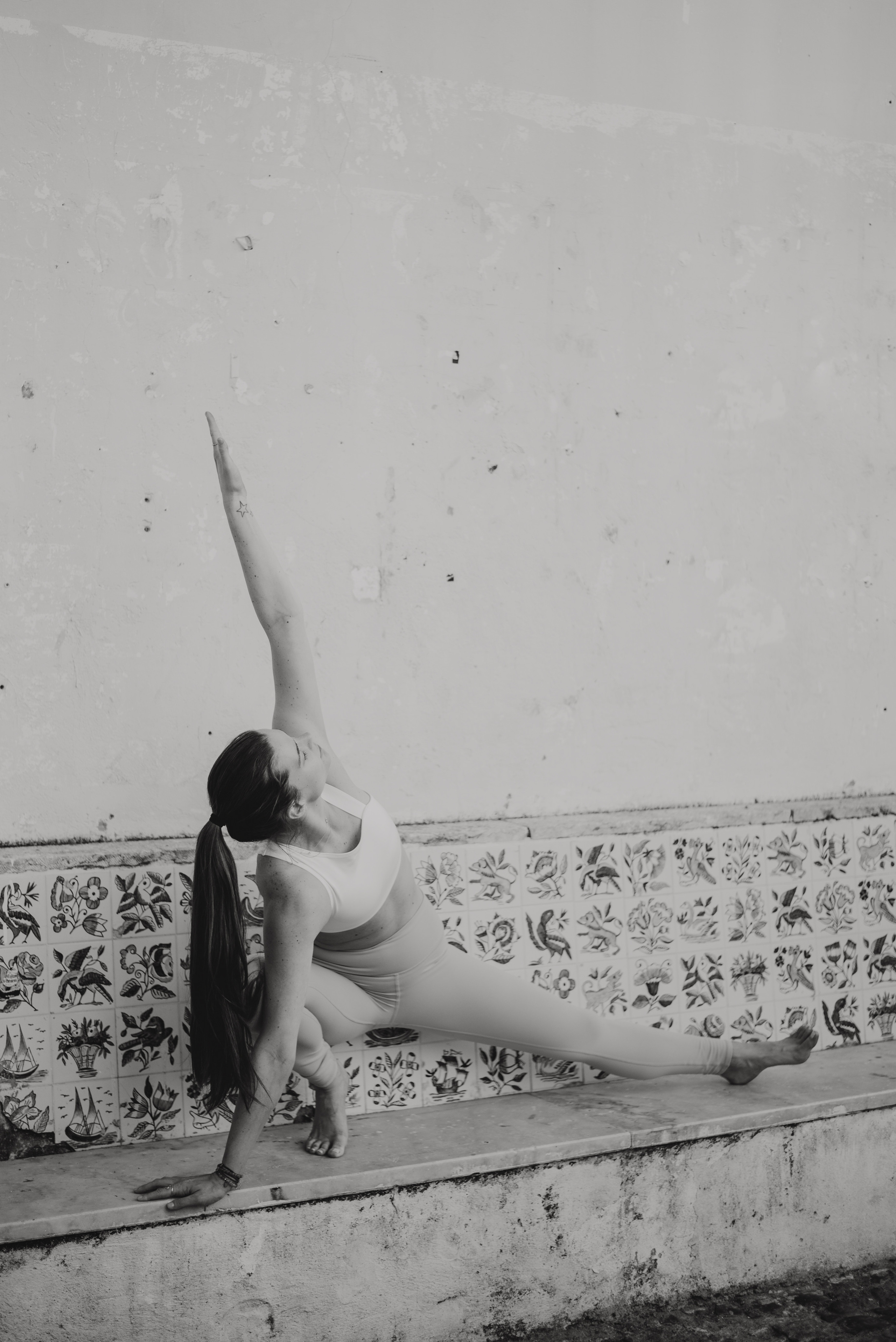 Šárka. Lifestyle, wedding and family photographer