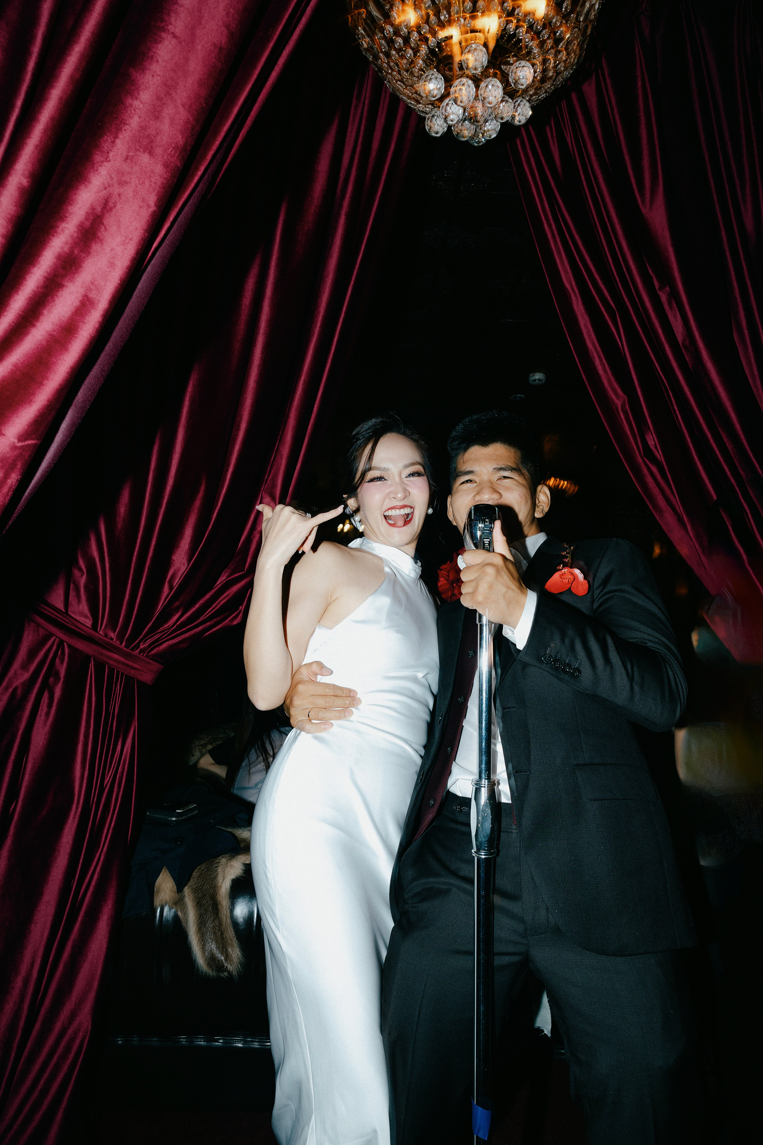 HIEP & TRINH / After wedding. Nhiếp ảnh gia đám cưới hàng đầu tại Thành Phố Hồ Chí Minh