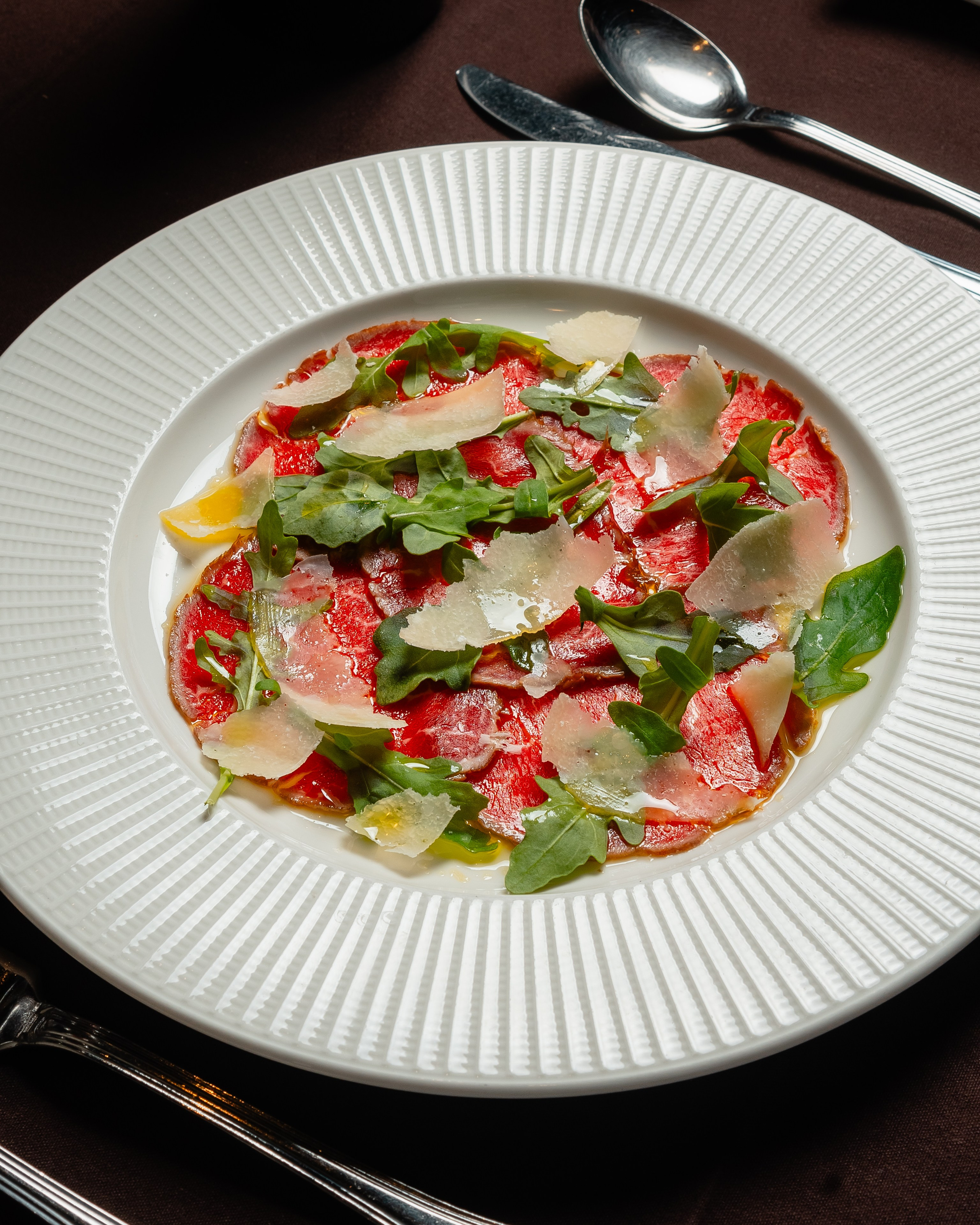 Luna. Welcome to my video and photo world!