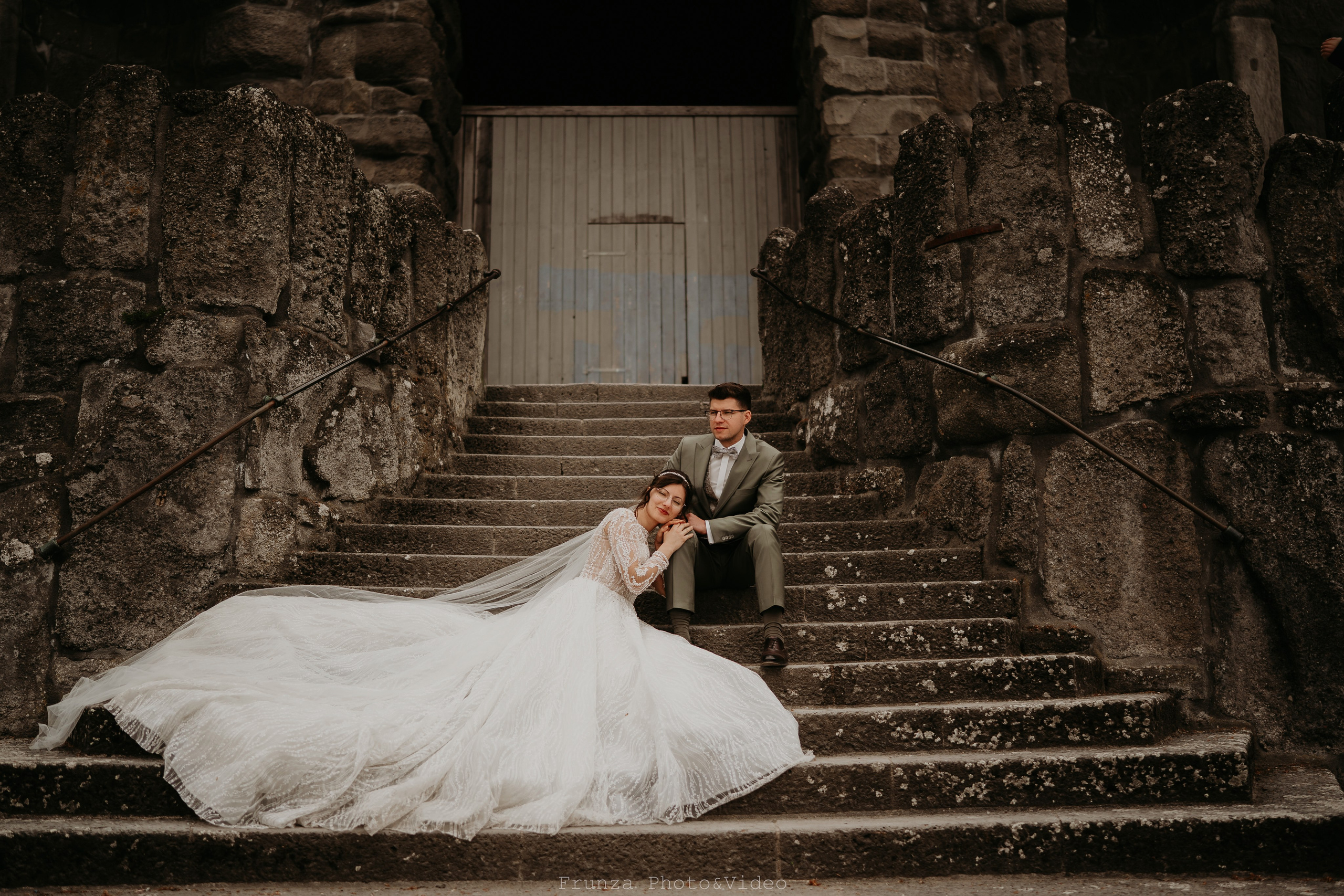Diana & Cristian / Trash the dress. Foto / Video nunta Deva, Hunedoara