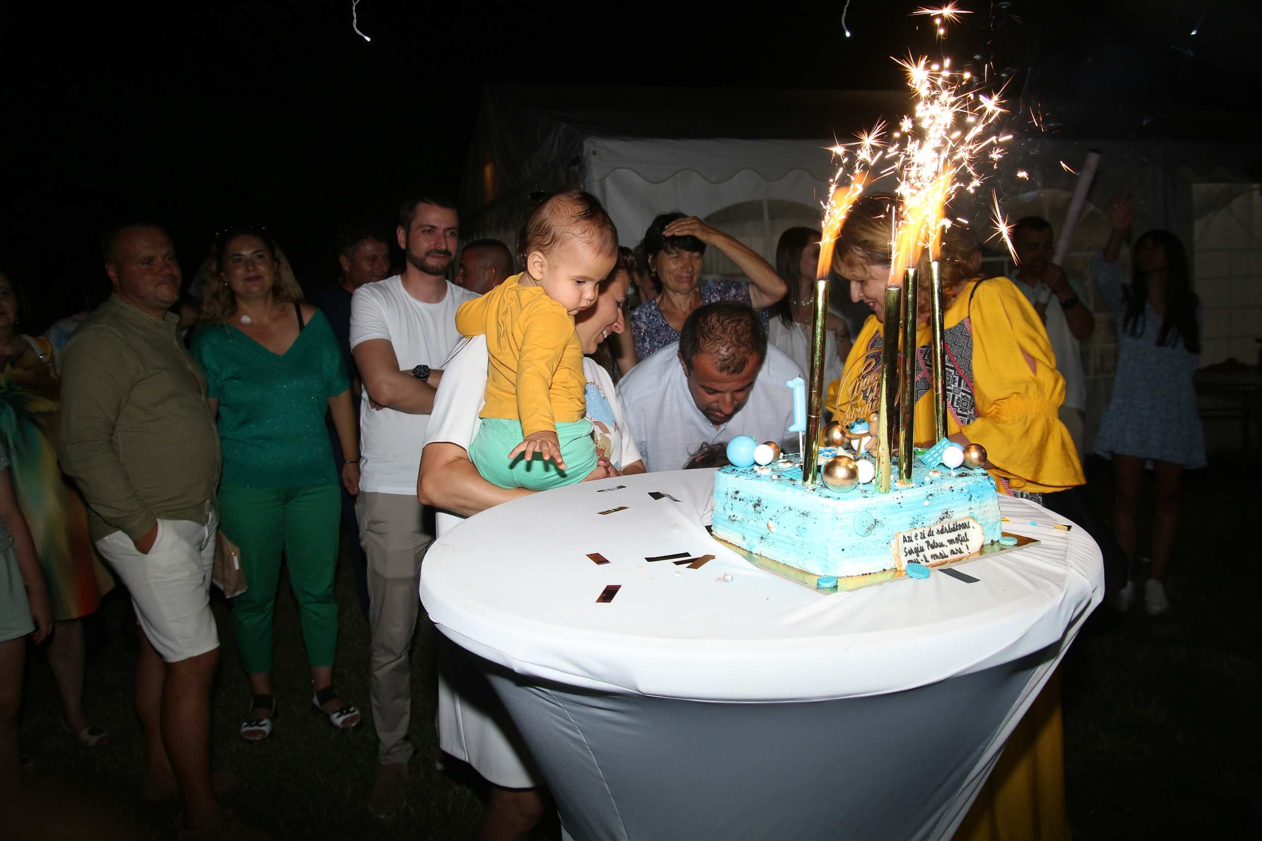 BYZO MEDIA. PETRU BYZO - family and children photographer in ROMANIA