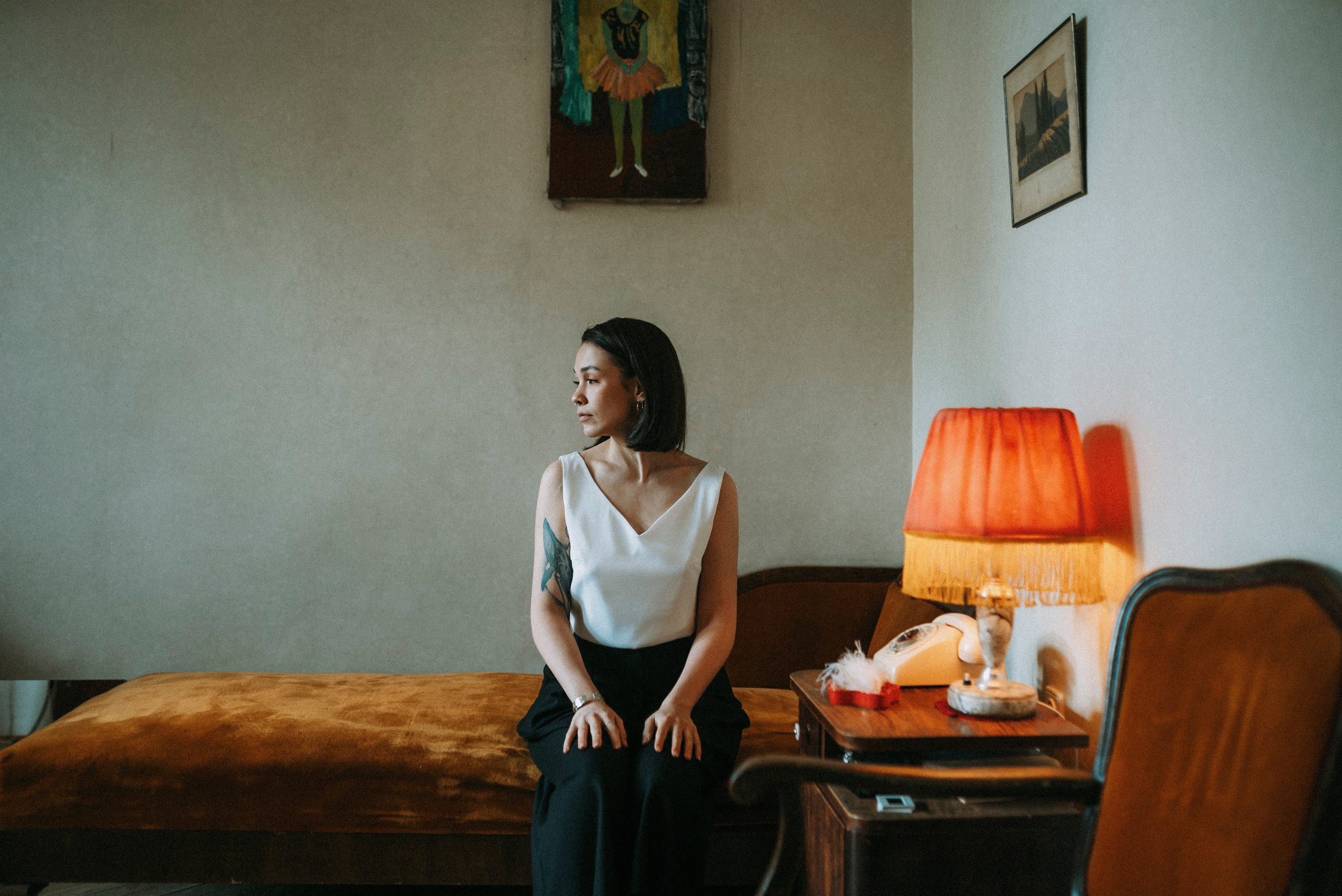 2025. Стрит-фотография, полная абсурда, идиотизма и красоты