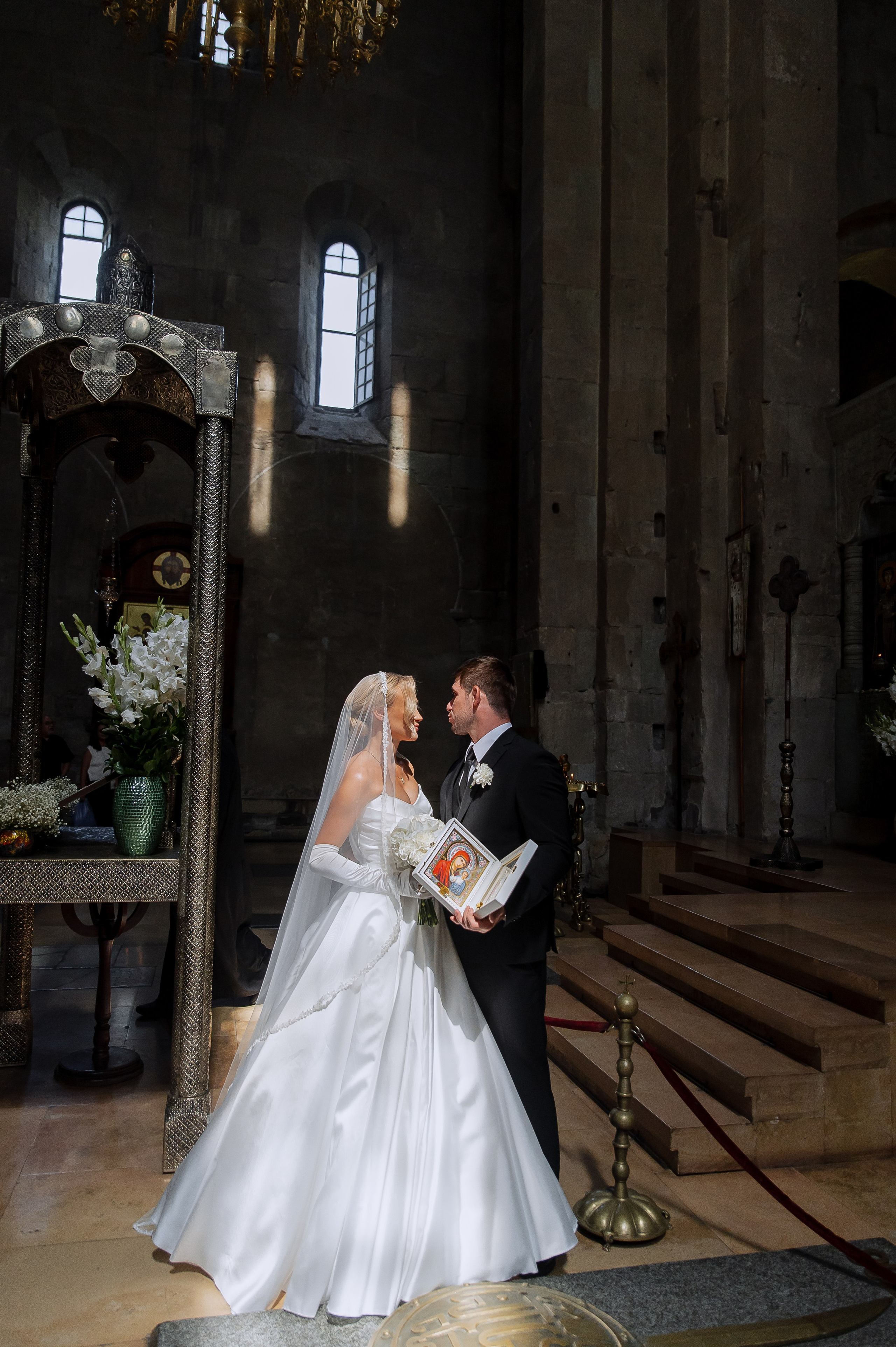 Венчание в Светицховели. Свадебный и семейный фотограф Екатерина Шестакова