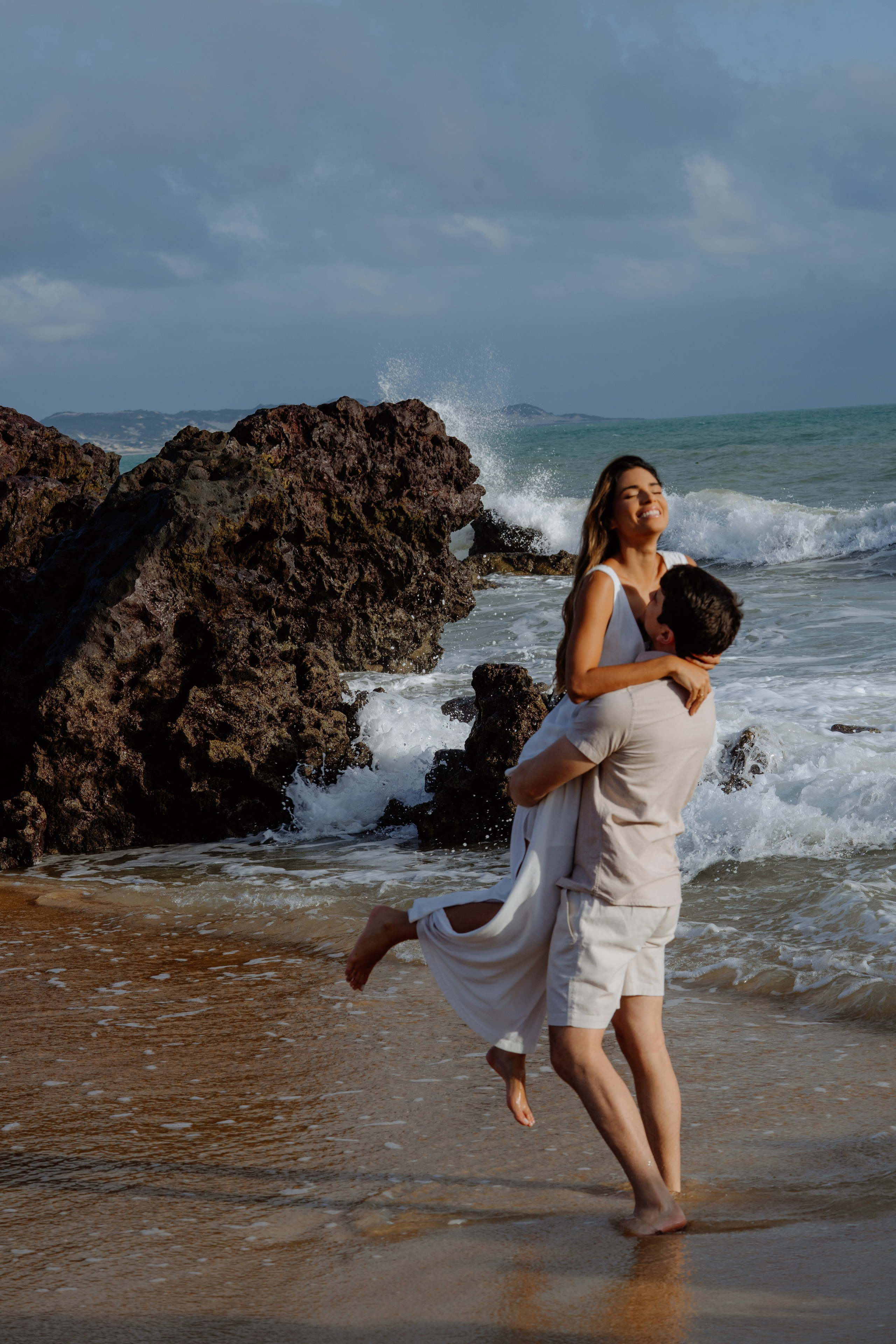 Karla e Marcelo. Luz suave, direção leve e fotos que captam quem realmente você é