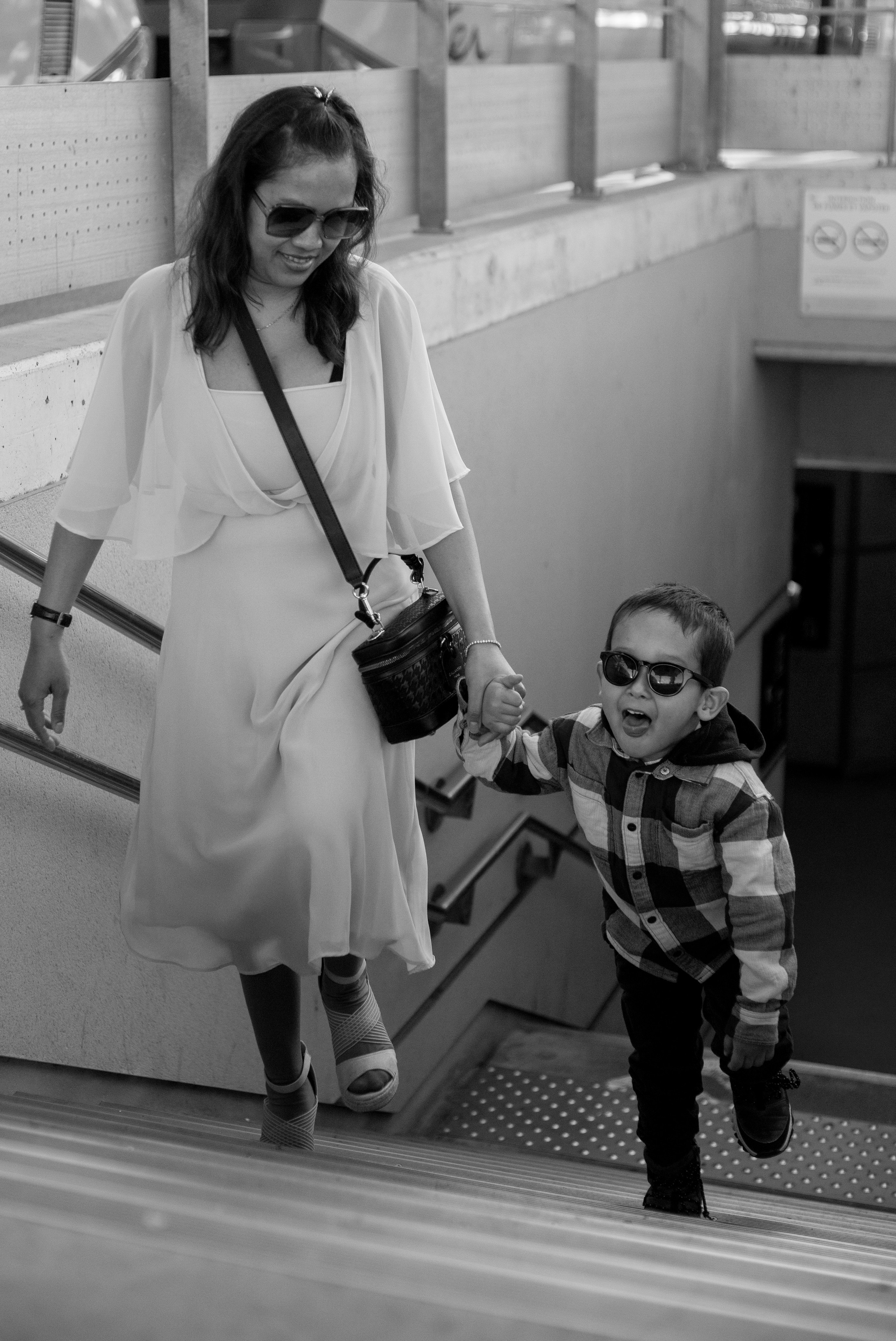 Maman et fils – émotions authentiques. Photographe et graphiste Anastasiia LITVIN - Besançon, France