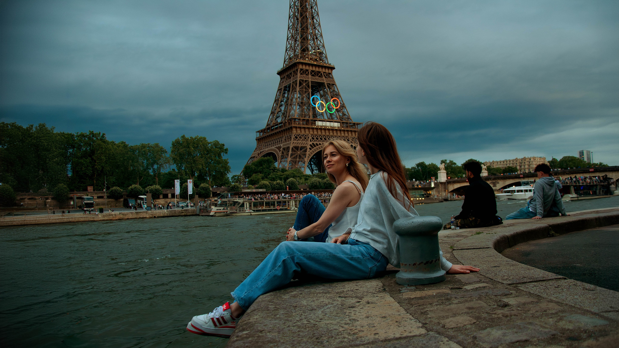 Фотосессия для мамы и дочери. Фотограф в Париже Полина Осипова