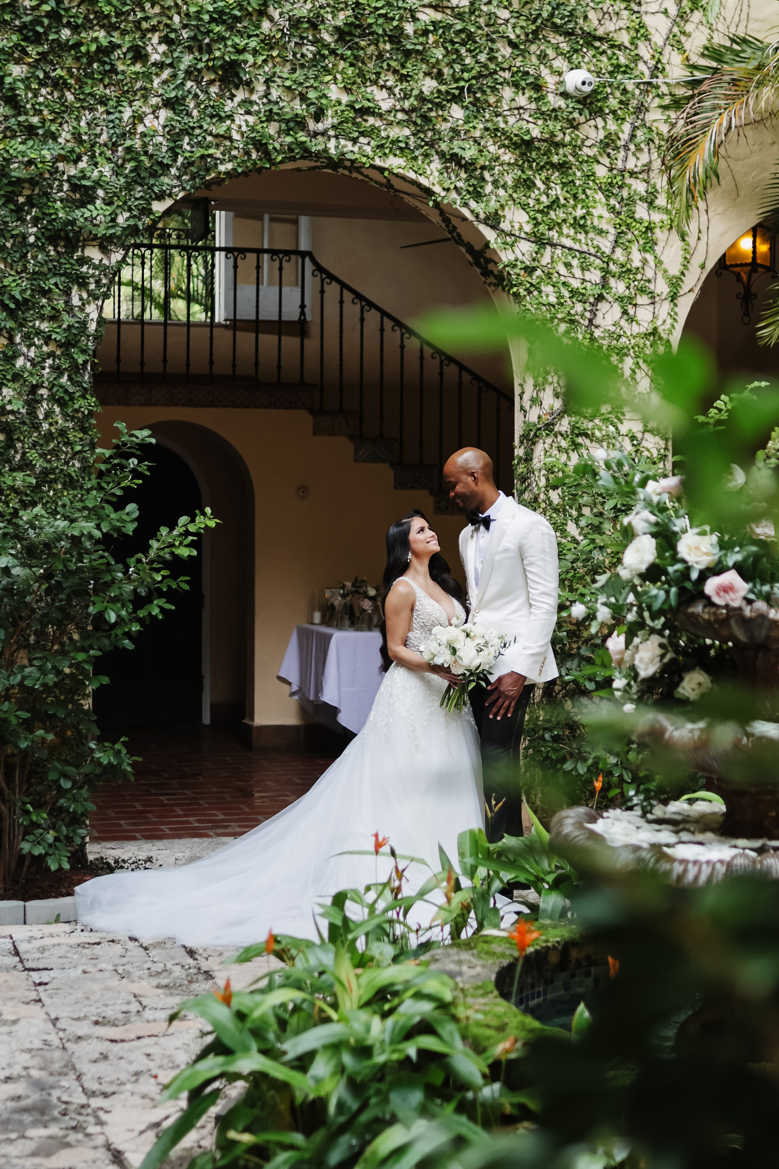 Classic Elegance Meets Modern Love | Martha & Julius at Villa Woodbine. YES I DO PRODUCTION — Wedding photography&videography
