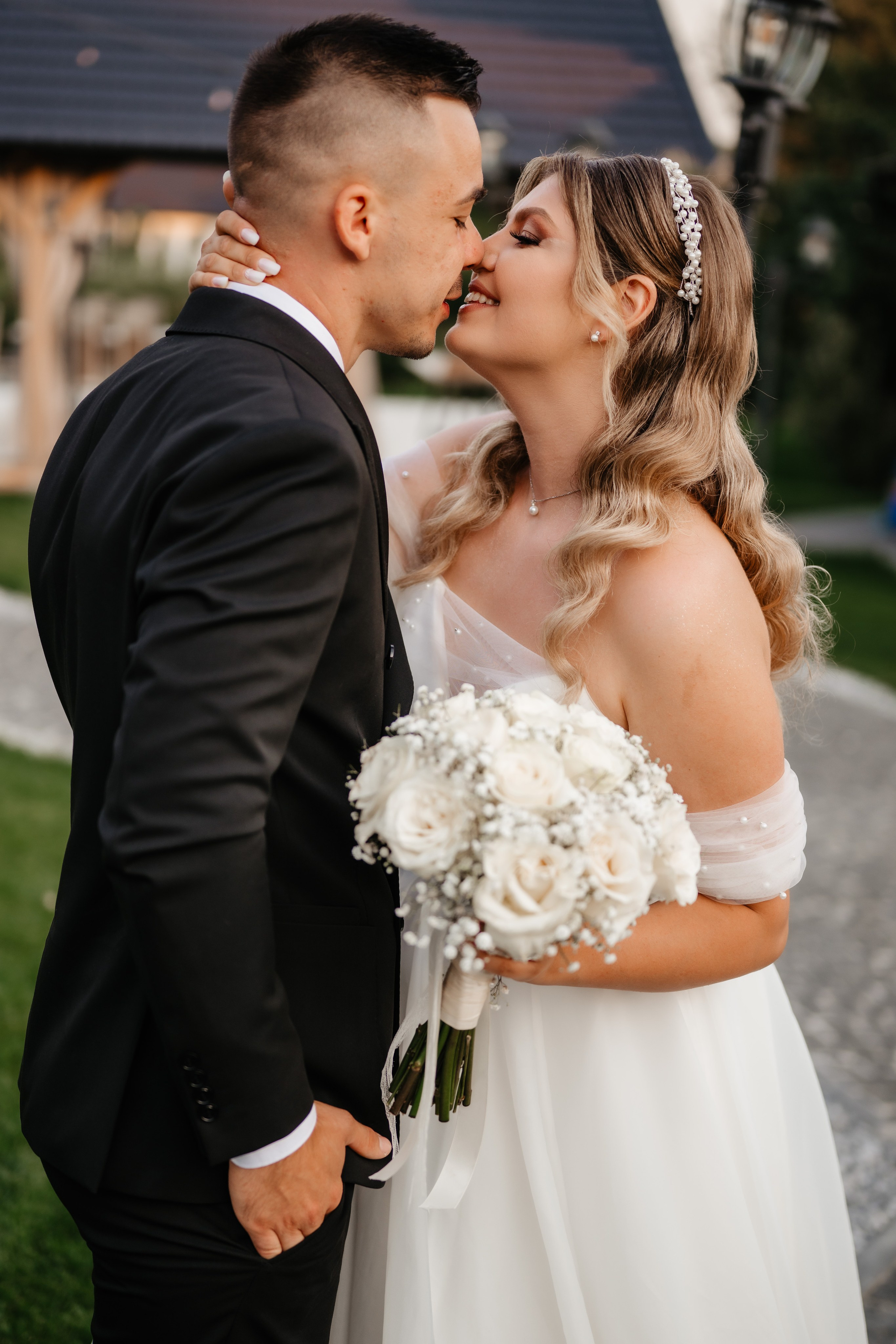 🤎 I o n i c a și A n d r e e a - Wedding Day Preview. Wedding & Family Photographer