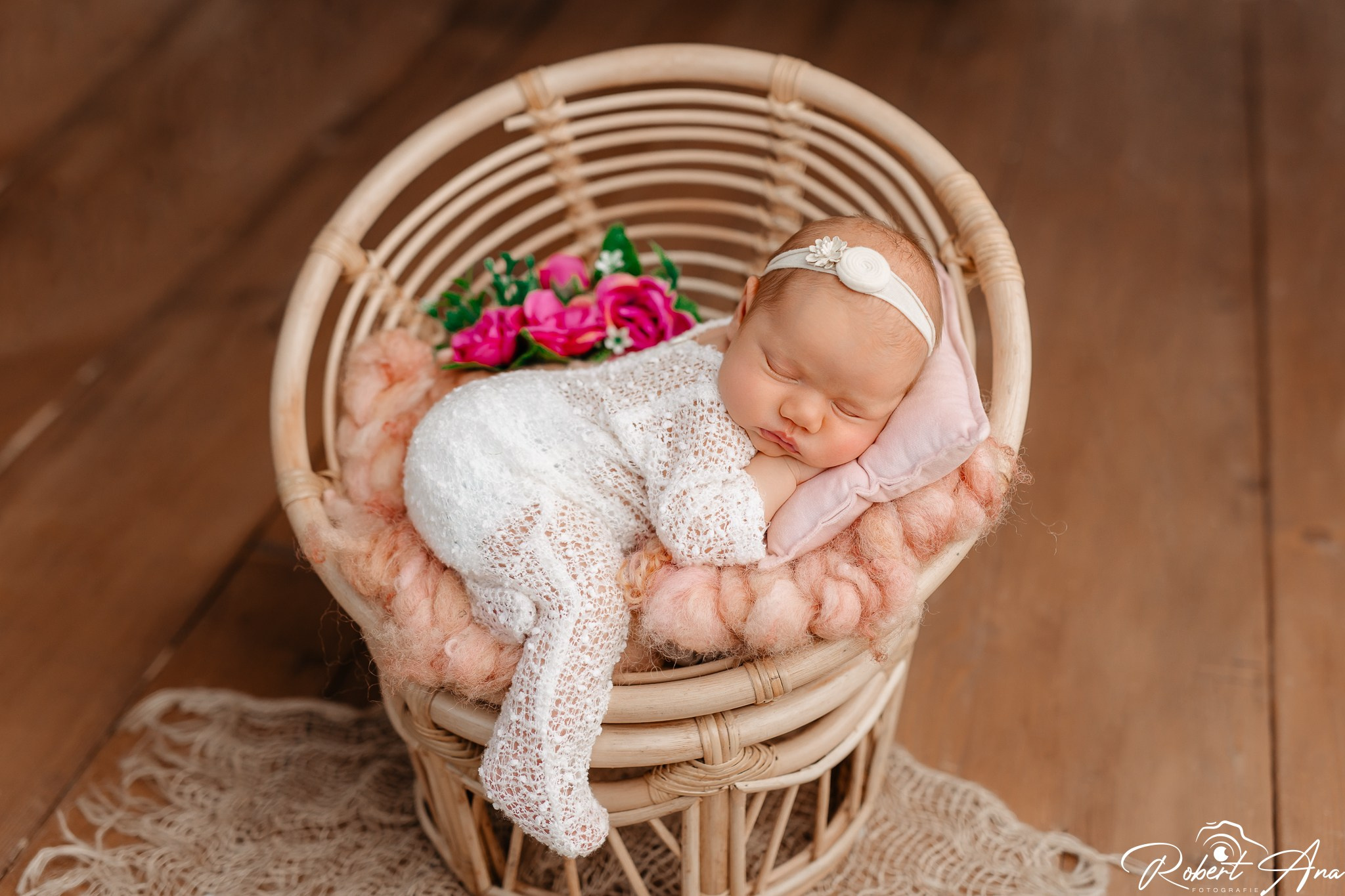 Studio Robert Ana Fotografie. Robert Blaj - Fotograf Nuntă Iași