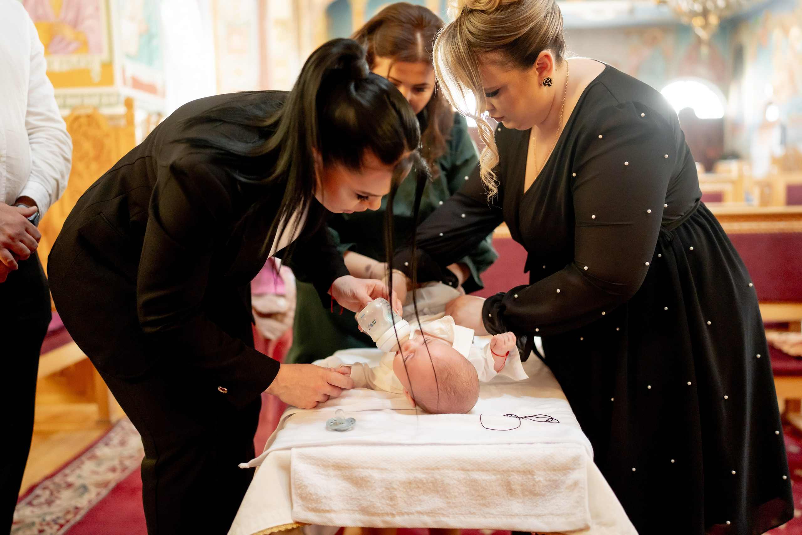 Marc Andrei. Mark Fazakas — Wedding Photographer