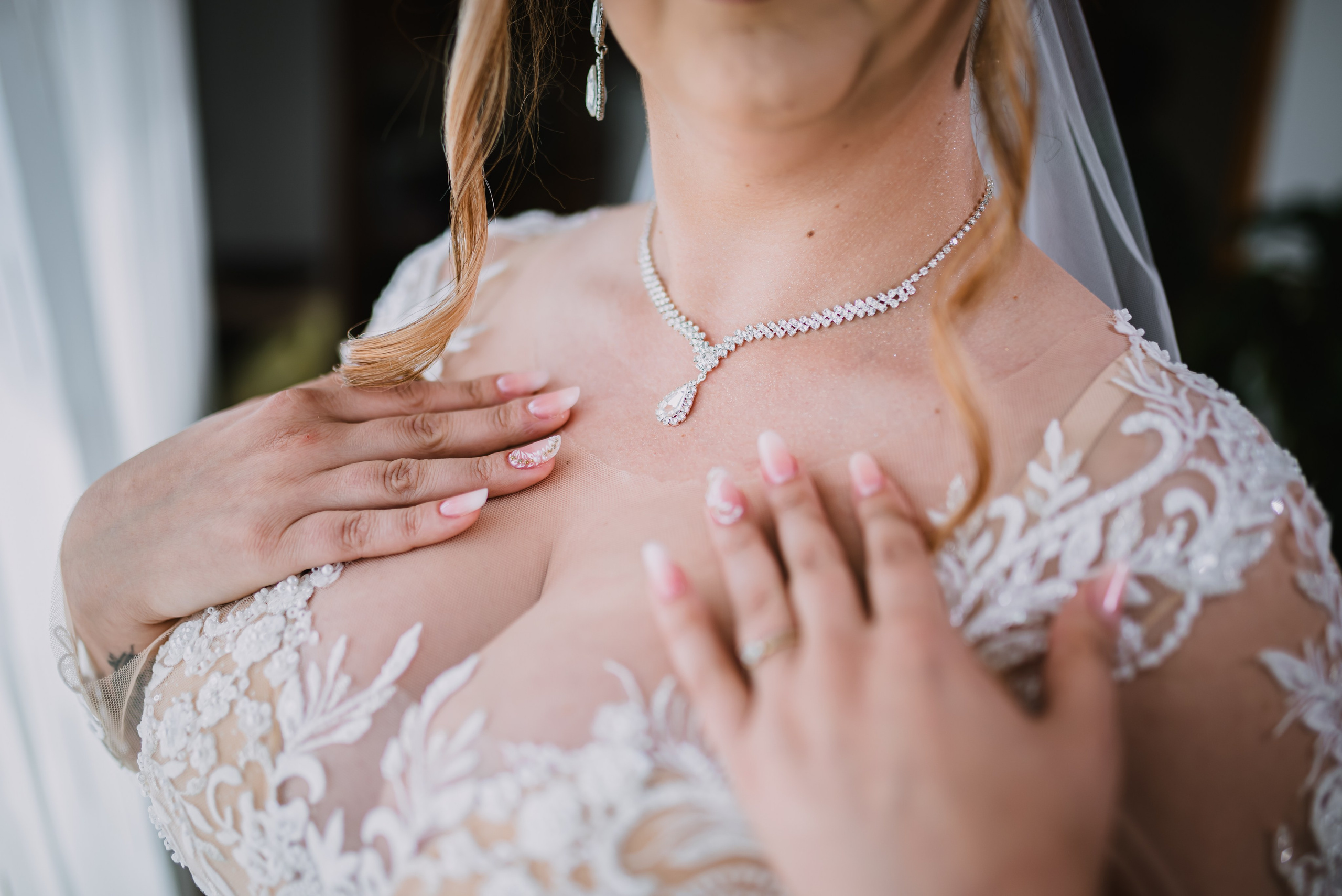 Fotografia de nuntă. Andrei Voicu Fotograf. Povești nescrise, surprinse atent