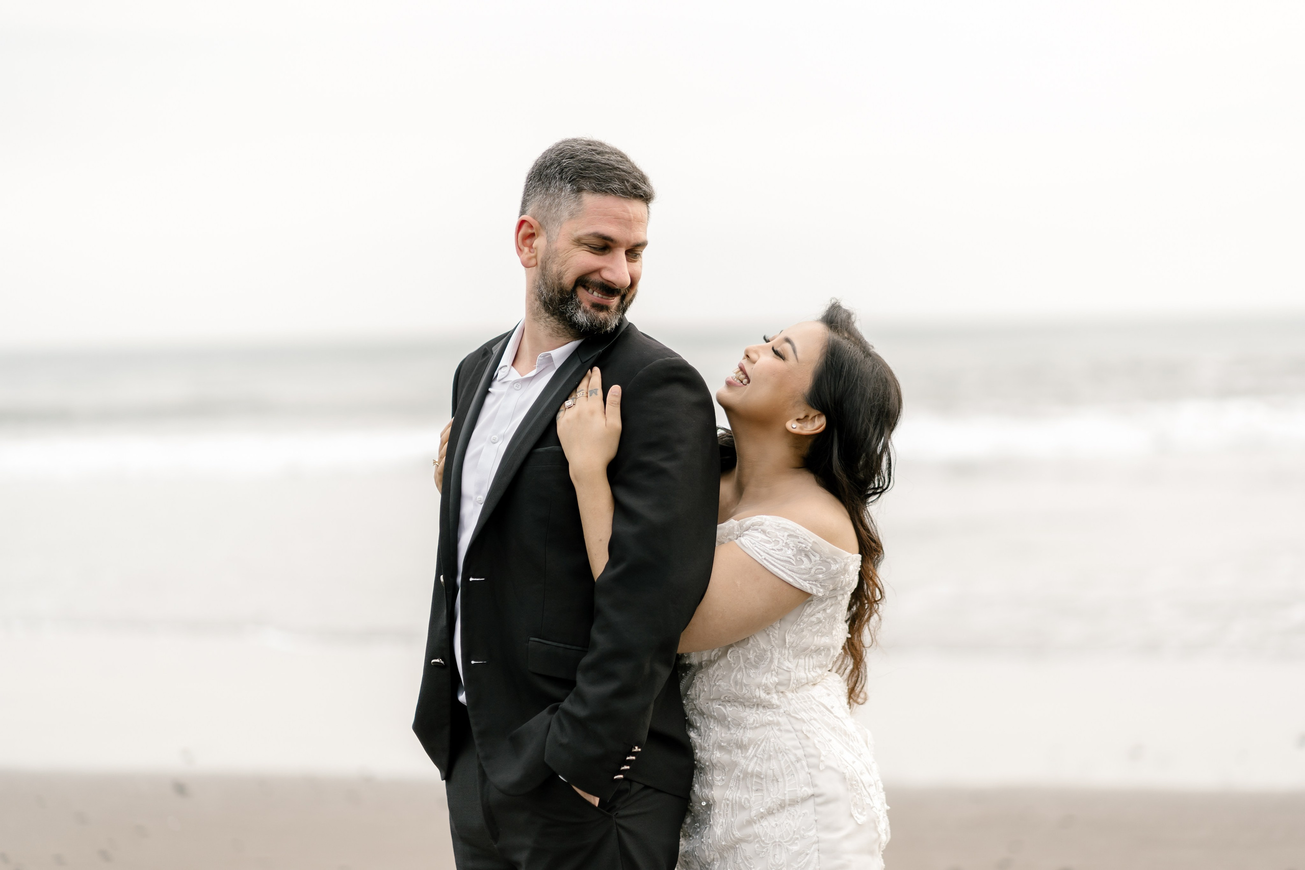 Honeymoon Photoshoot in Bali. Female Photographer in Bali