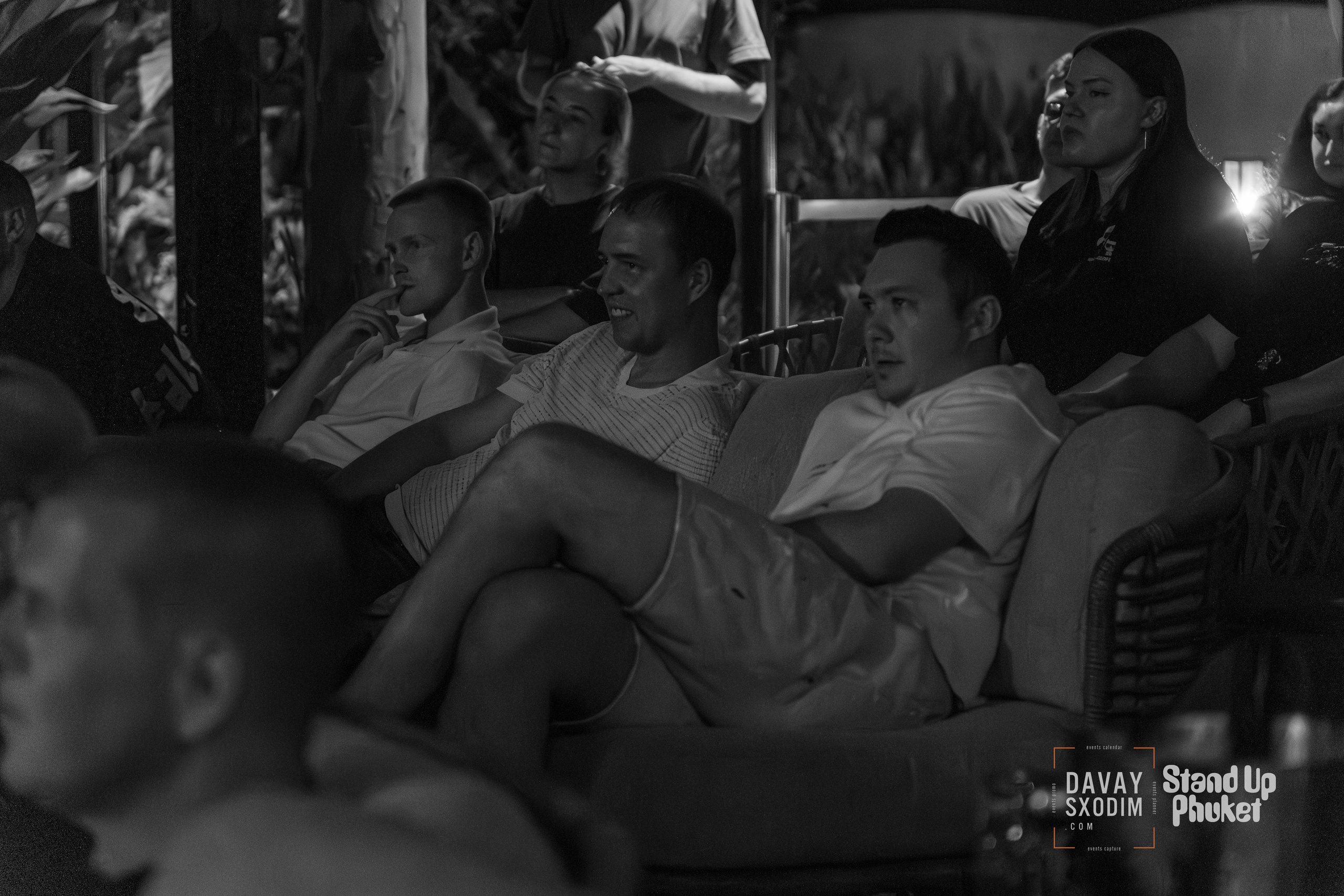 Standup Влада Лапина | Фоторепортаж | Афиша | DAVAYSXODIM.com PHUKET. АФИША|ФОТОРЕПОРТАЖИ|ИВЕНТЫ|ПХУКЕТ