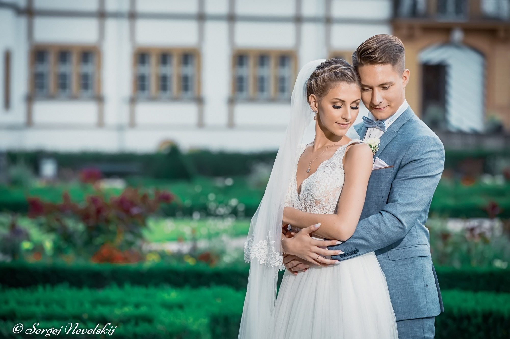 Photographer Sergej Nevelskij in Dortmund — Emotional wedding films and Fotos, real estate photography & custom photo books