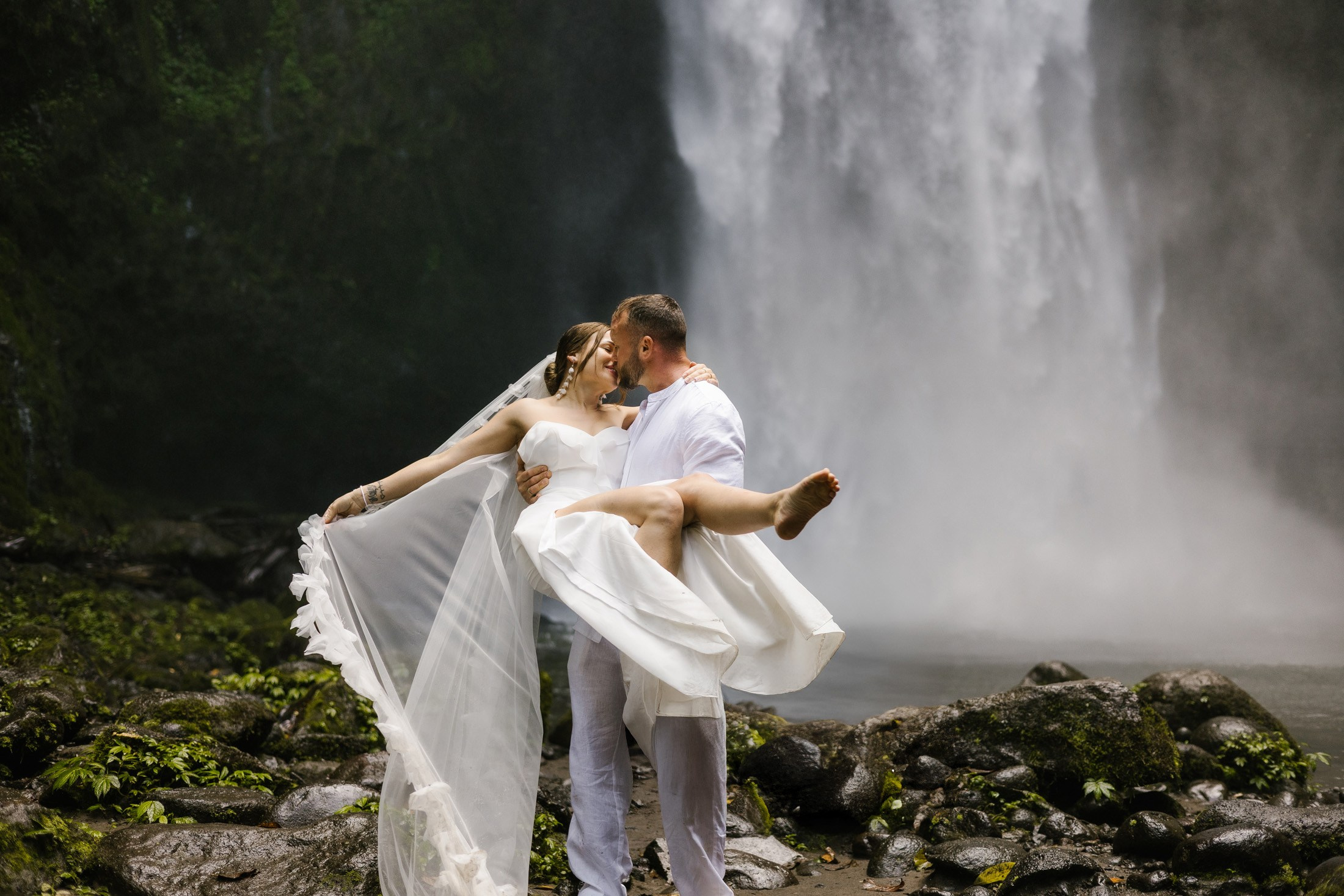 Family wedding. Getitfeel — Aesthetic Photography and Videography