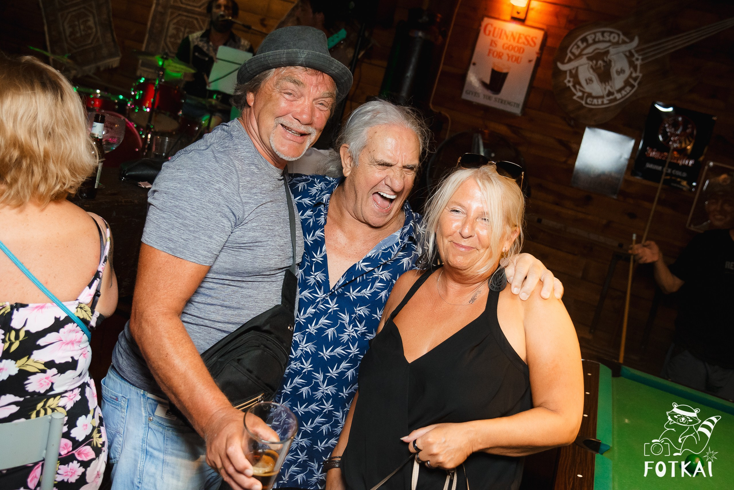 Reportaje fotográfico de FOTKAI | Get Back en El Paso Bar | Torrevieja, España, 12 de julio de 2025