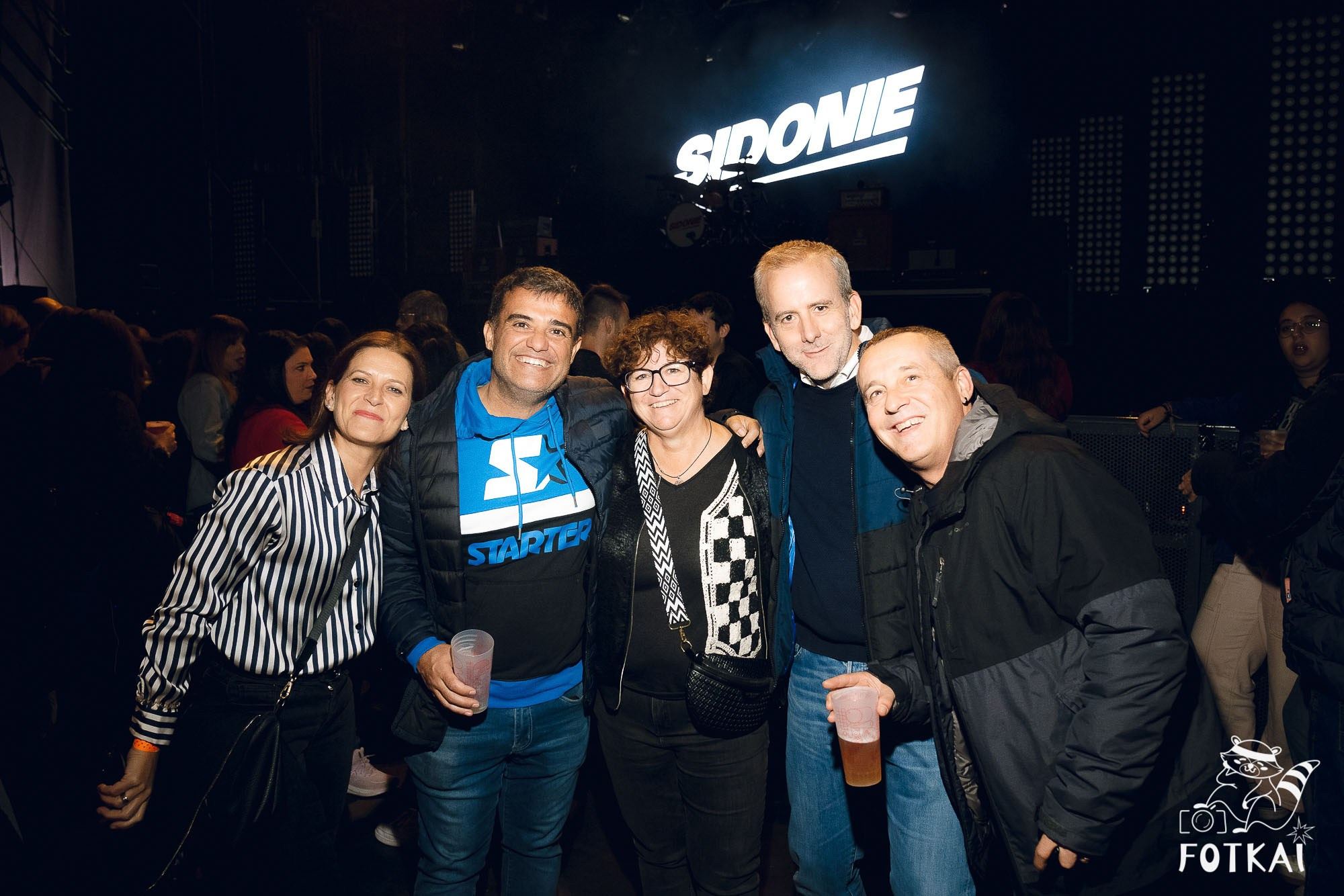 Sidonie en Torrevieja 2025 – Fotos del concierto y reportaje completo | FOTKAI