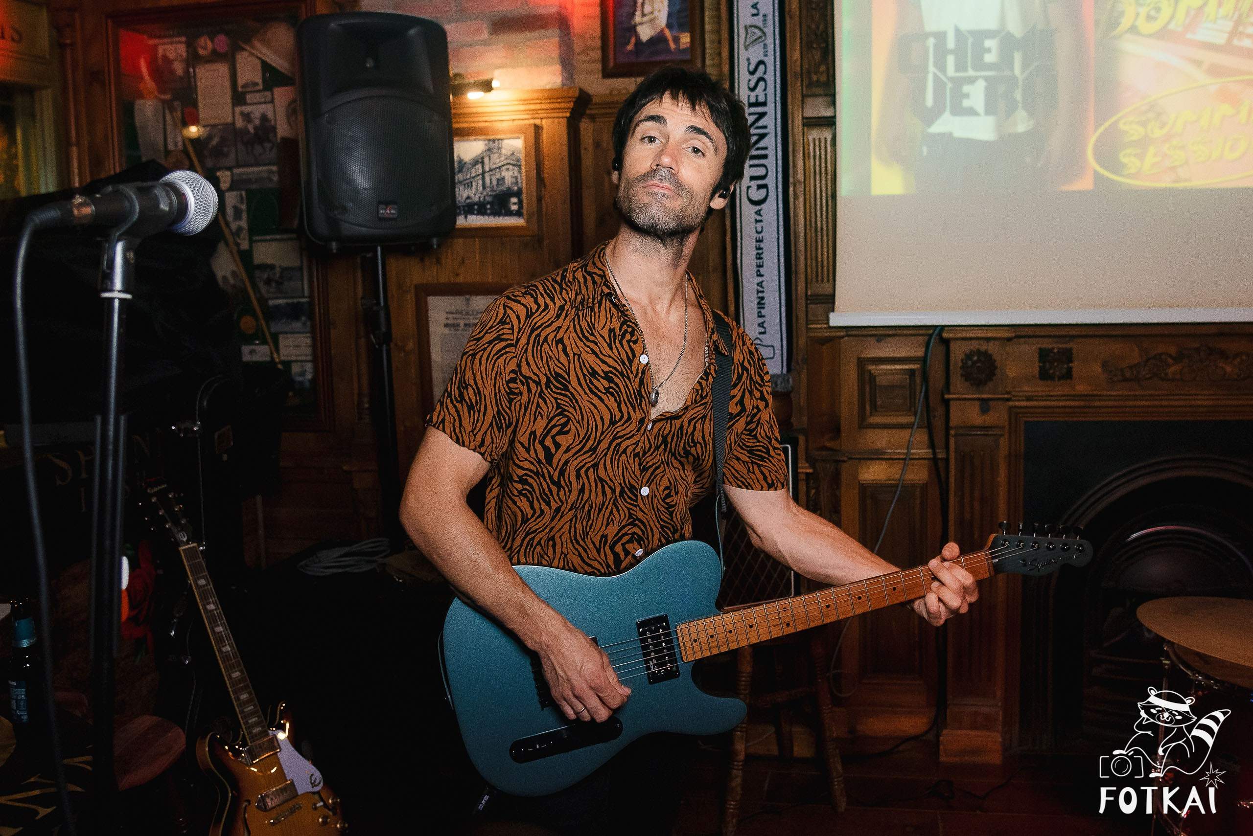 Bloody Mess en Shannon | Irish Pub: Reportaje fotográfico 15.08.25 | FOTKAI