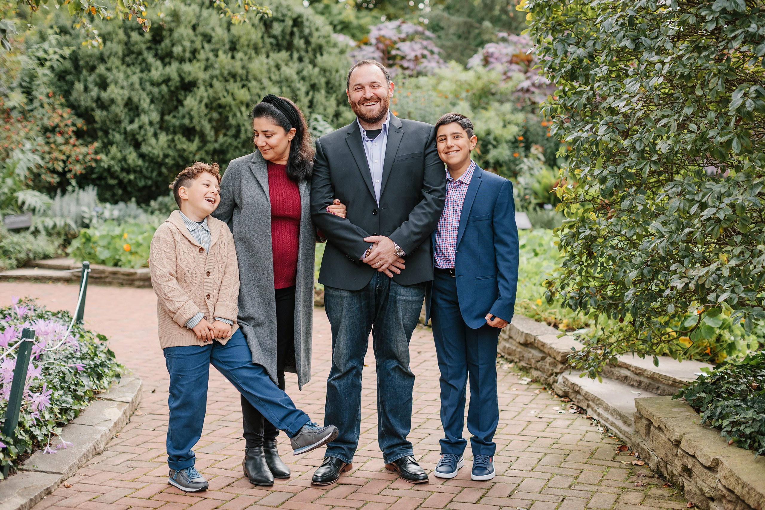 10.08.23 Family Photoshoot. Wedding family event photographer in Chicago Nick Yushevich