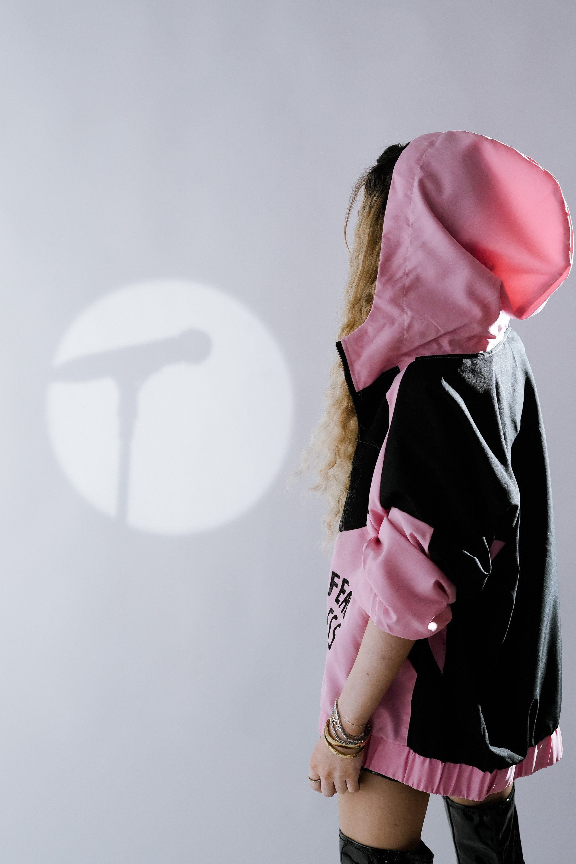 Shooting artist — Magda Stirbat. MARINABUGS