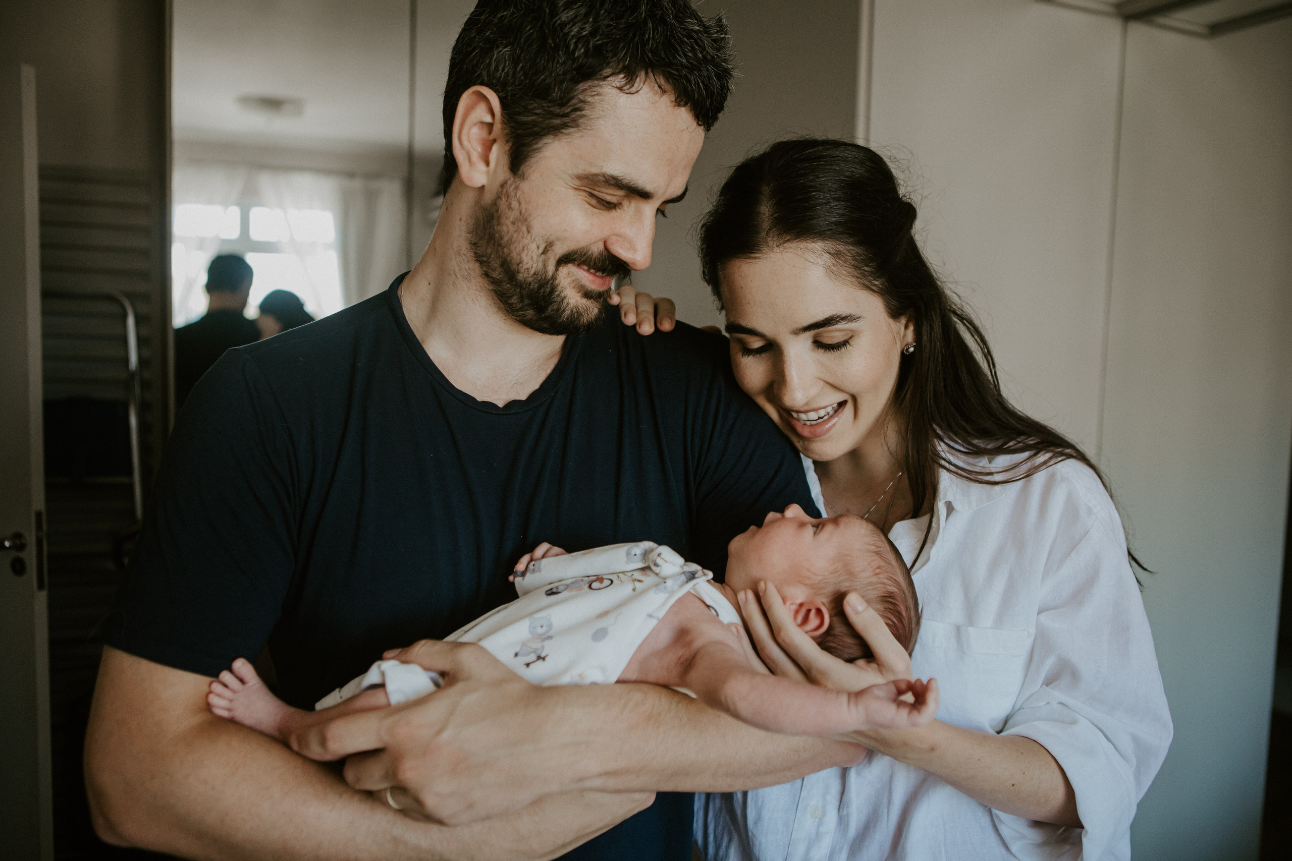 Bebê em casa. Fotógrafa de família