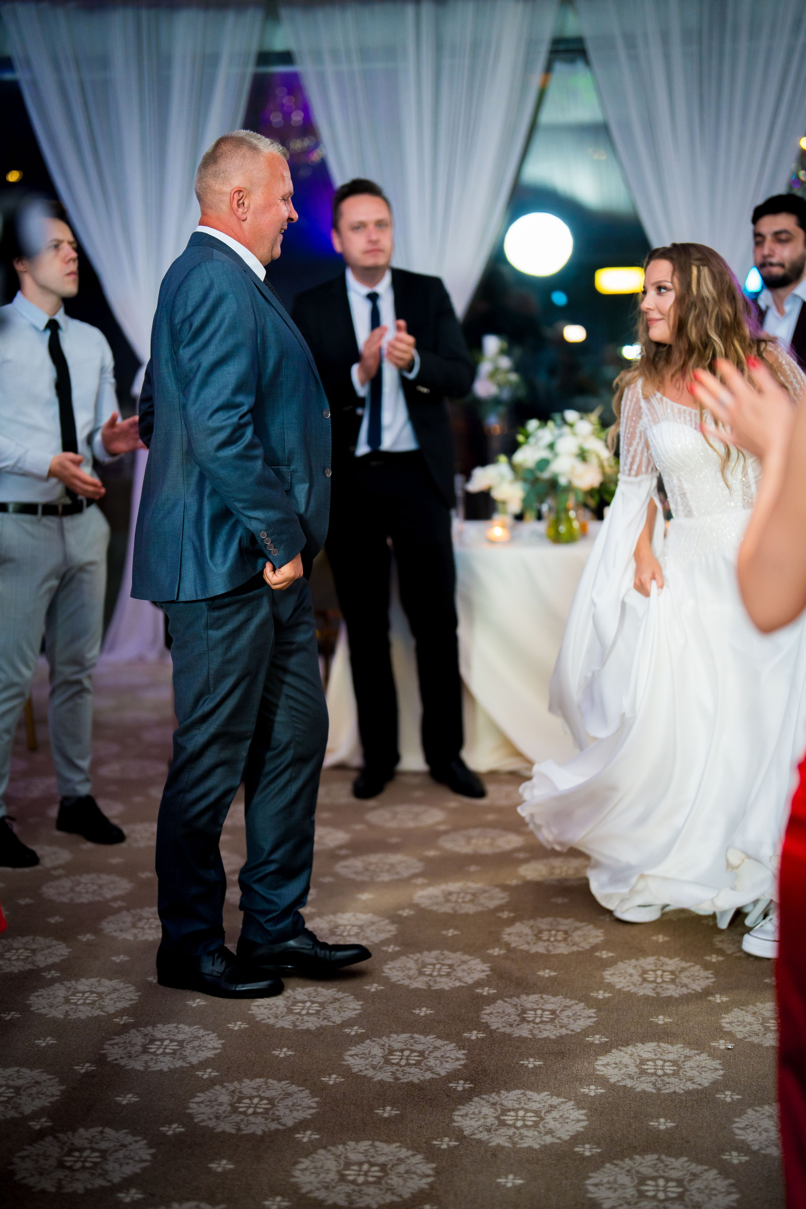 PARTY. Gabriel Florea — Fotograf nuntă București