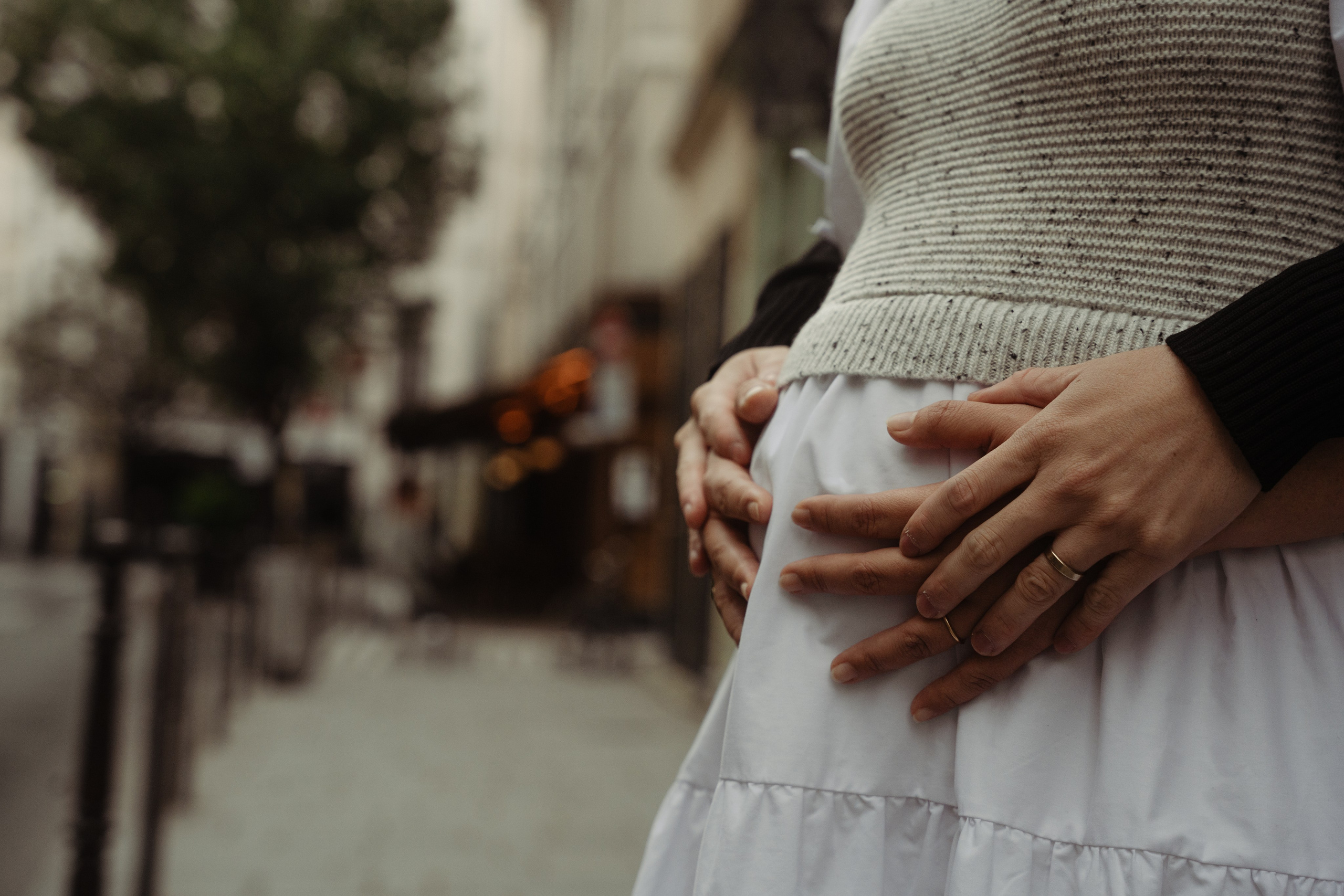 Grace & Lee — morning stroll in Marais. Paris photographer — Polina Osipova