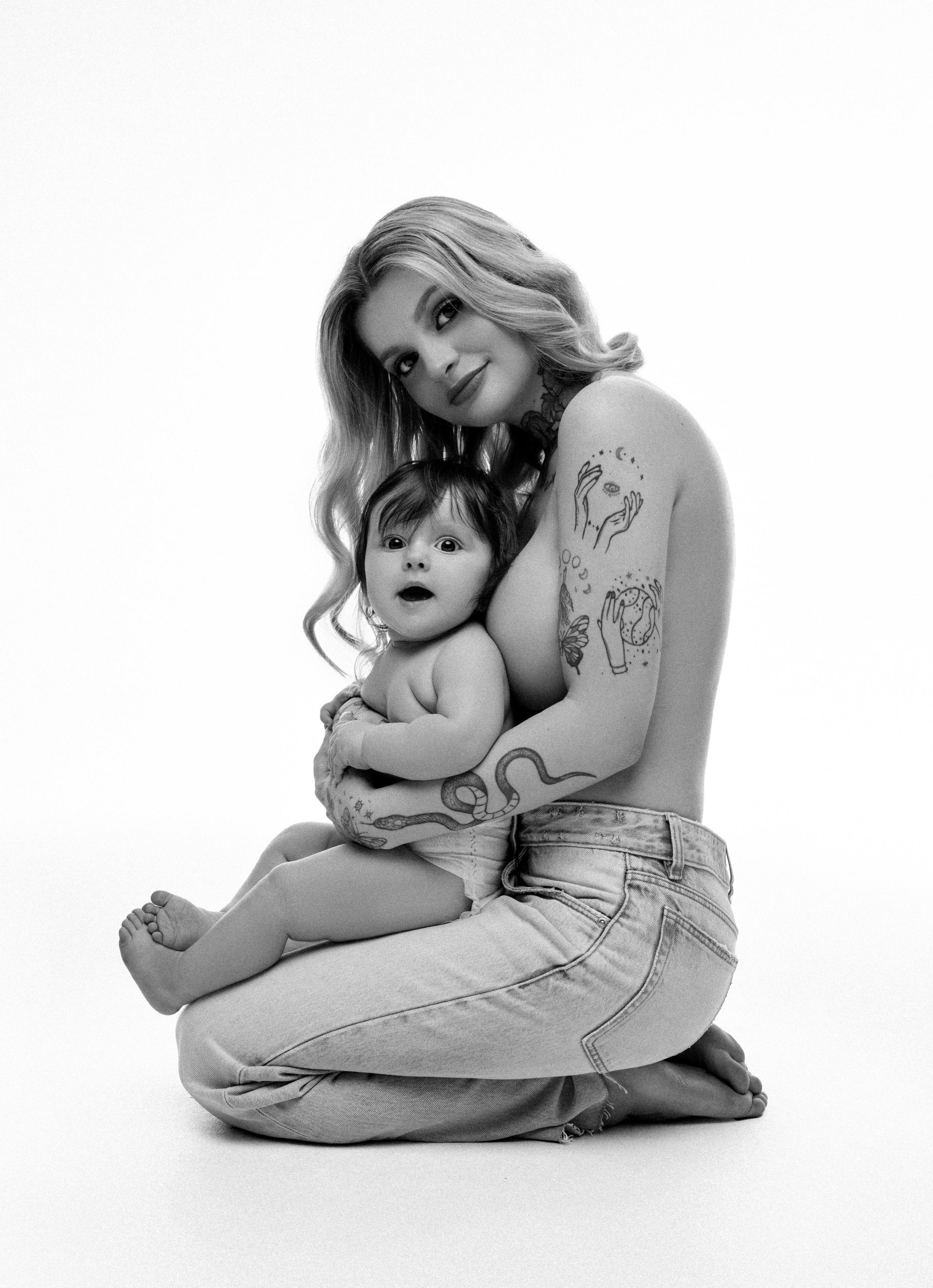 Vivien & Luna. Krása tehotenstva v objektíve — Maria Milosovic, tehotenská fotografka