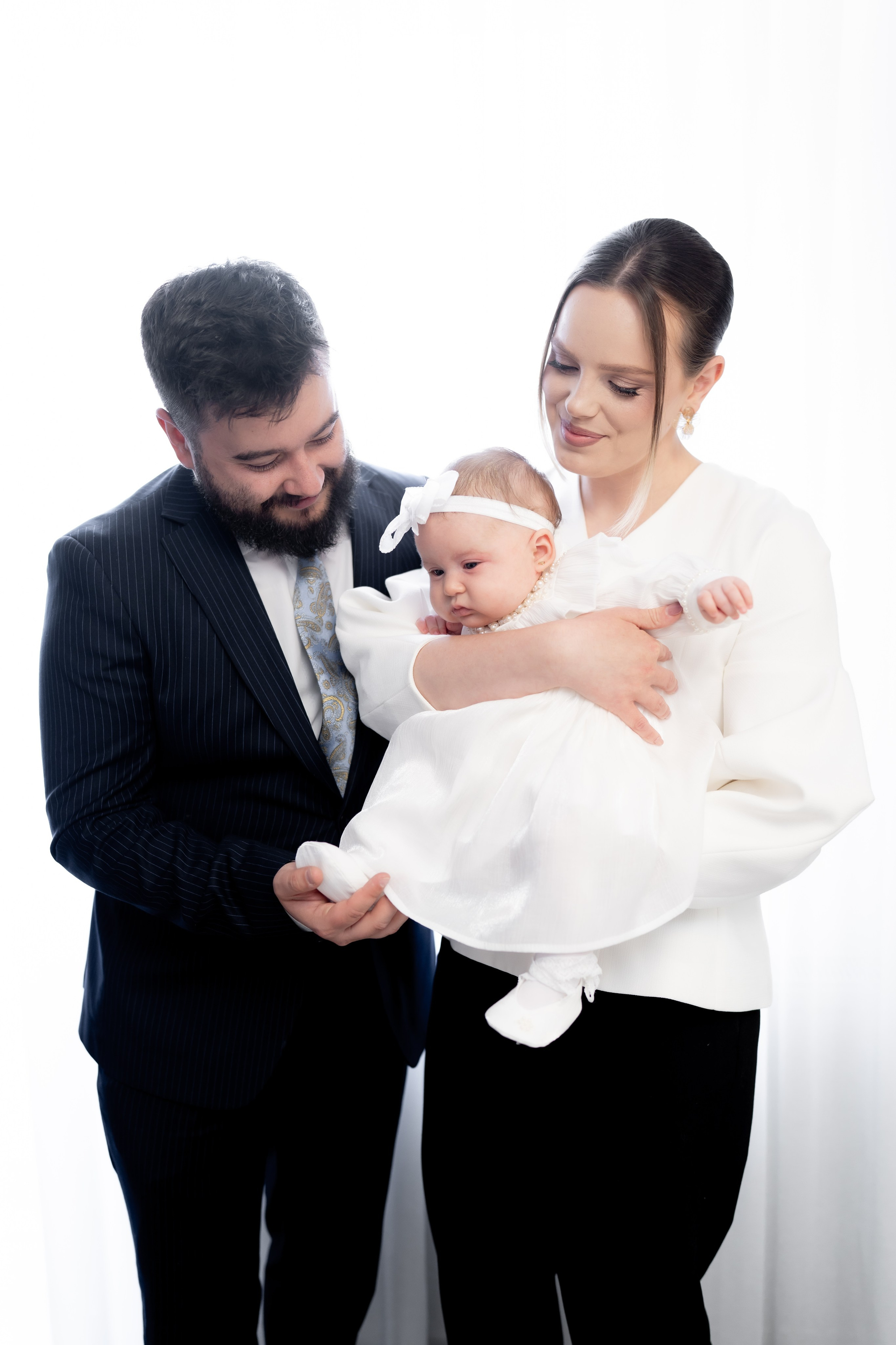 Ilinca. Mark Fazakas — Wedding Photographer