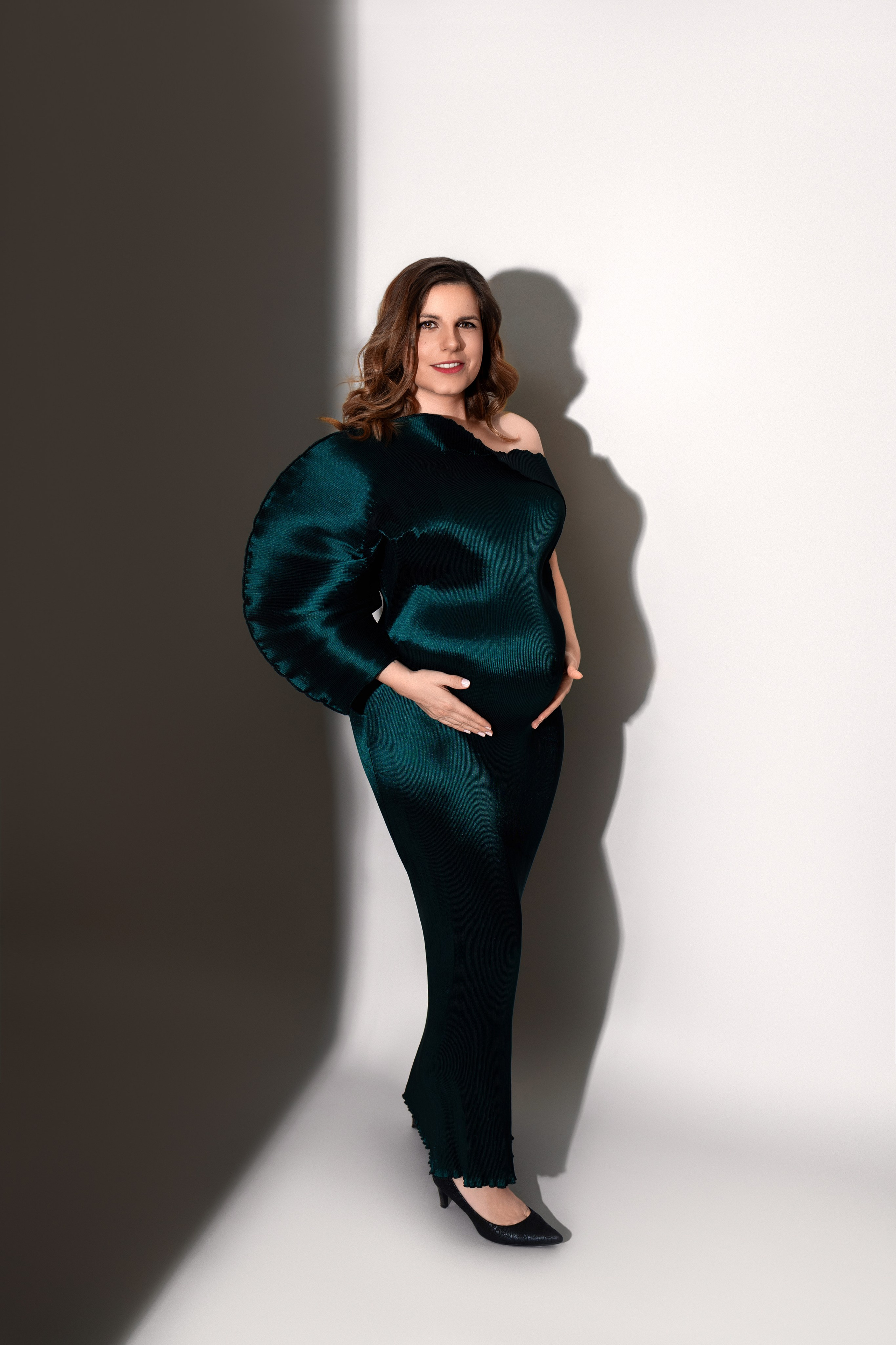 Babybauch. Neugeborene- Schwangerschaft- und Kinder Fotografin in Lehre