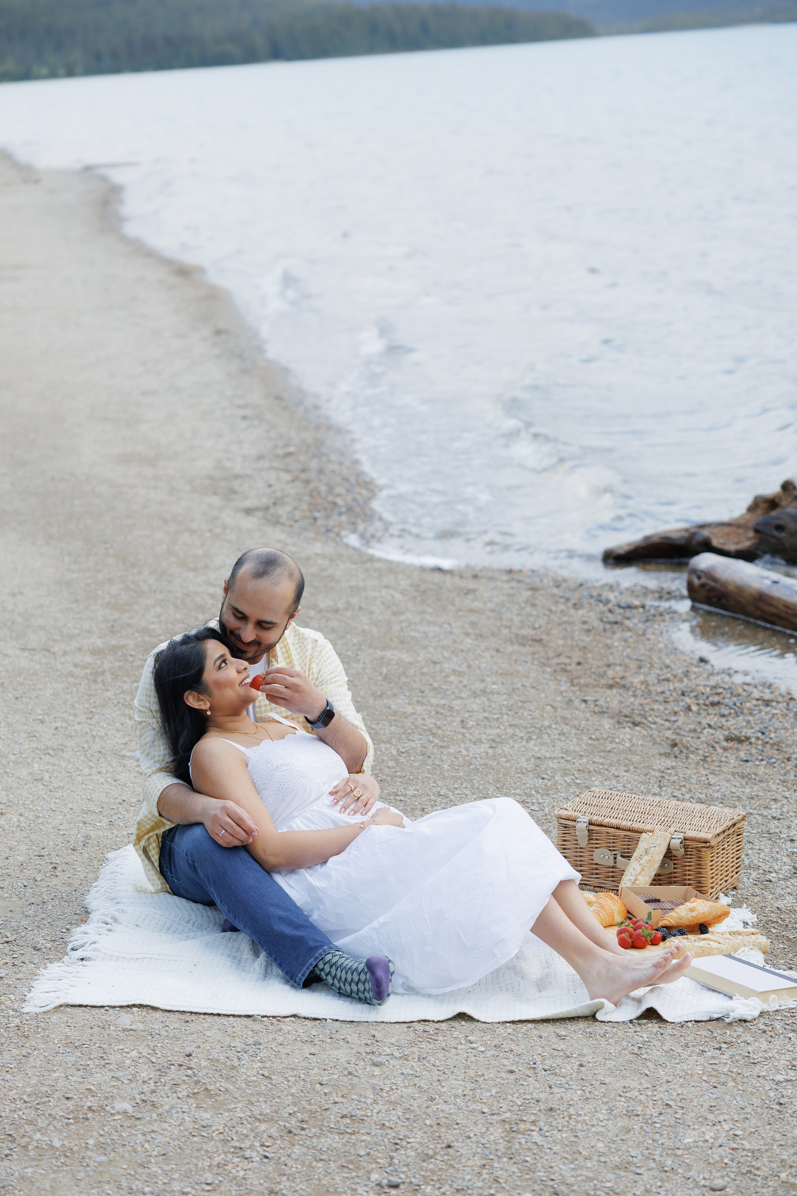 Mountain maternity shoot. Home