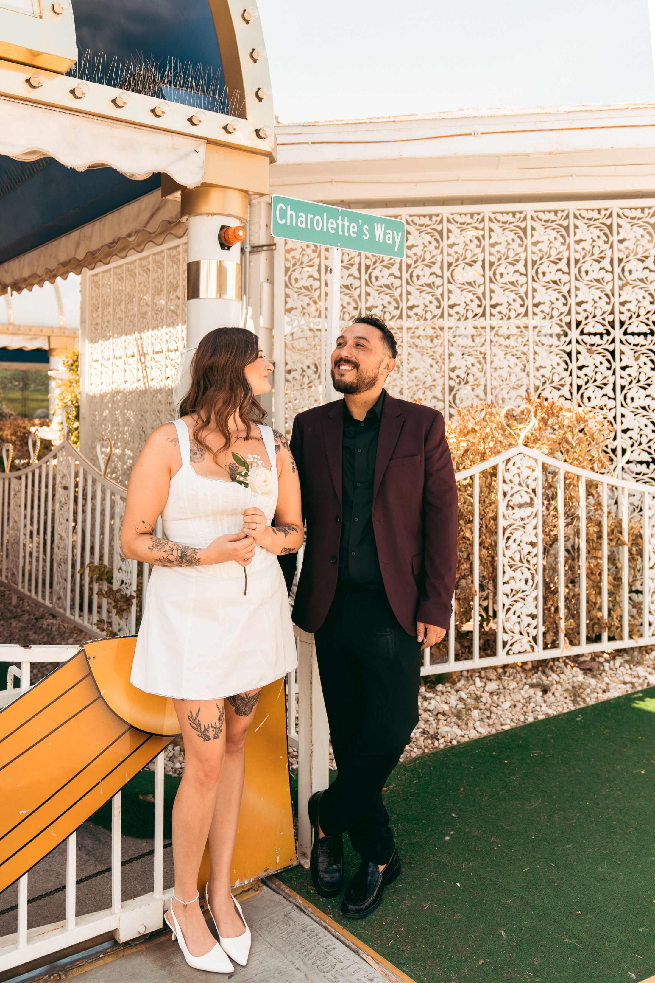 Erin&Jonathan. Wedding & elopement photographer Viktoriya Kravtsov. Las Vegas